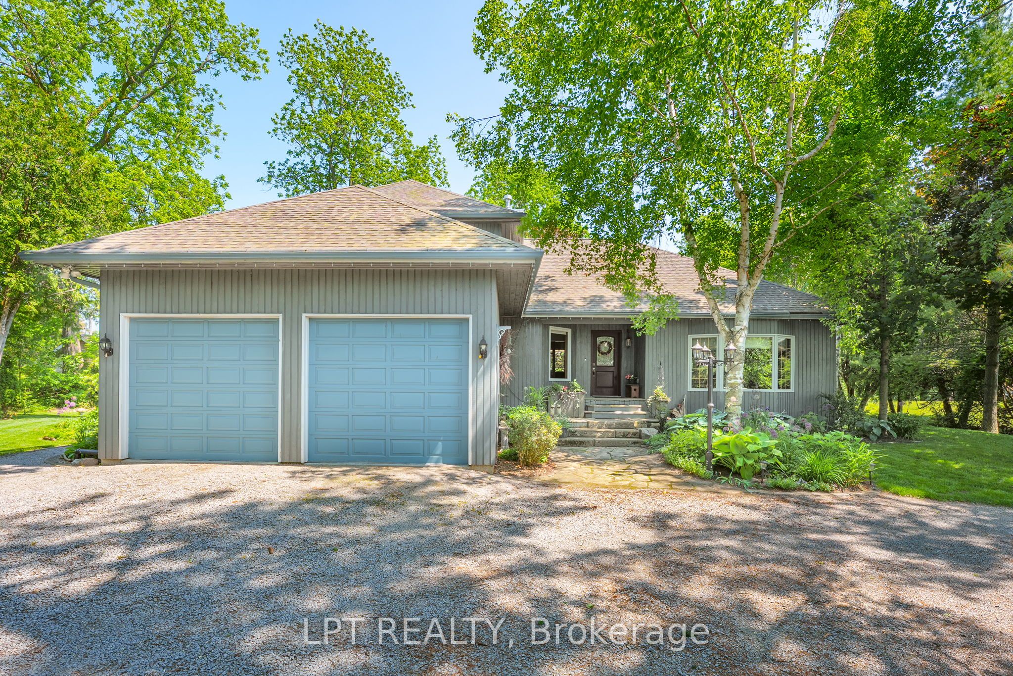 293 Hedge Road, Georgina, ON L0E 1R0 photo 3