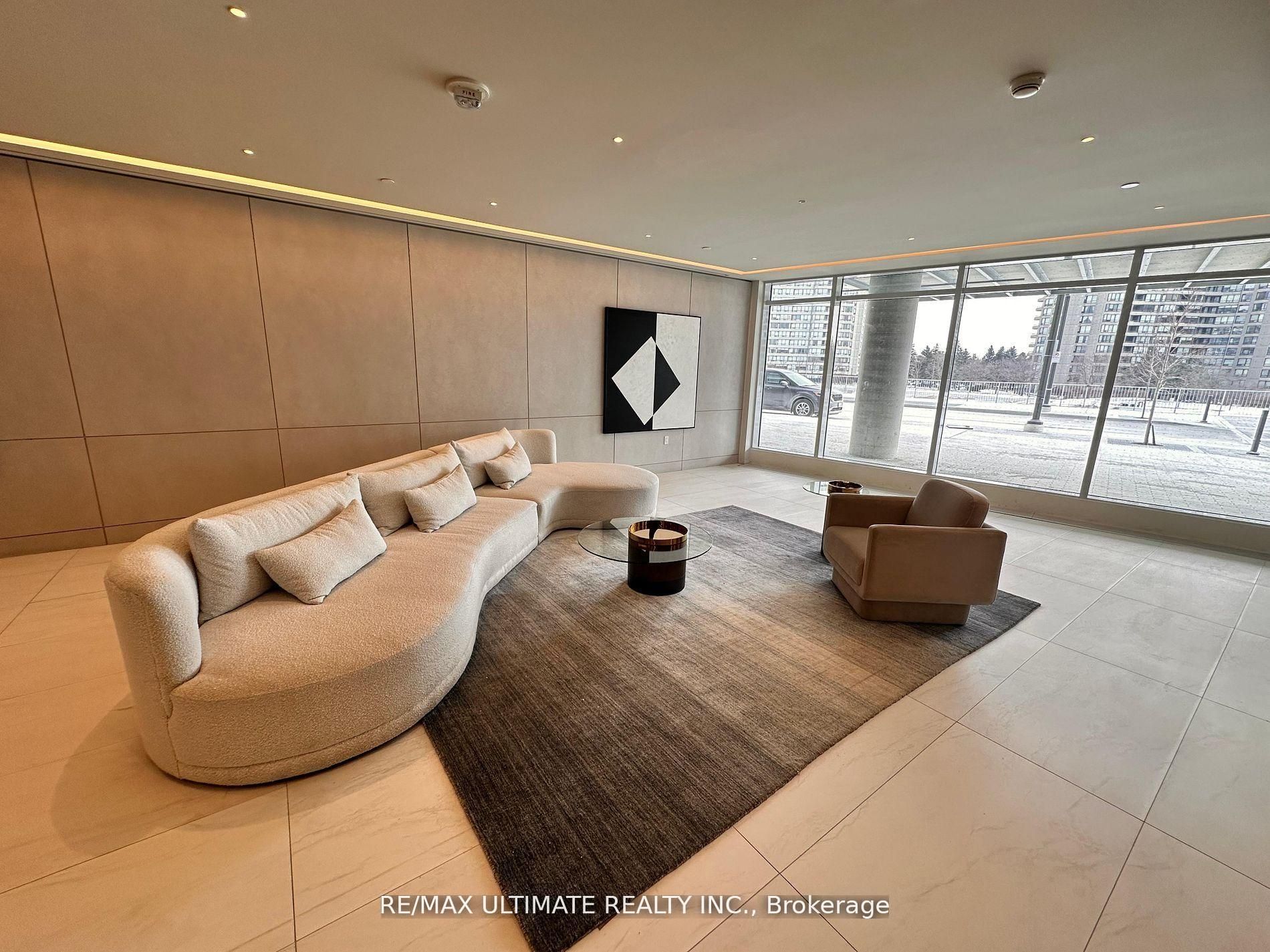 30 Upper Mall Way 1701A, Vaughan, ON L4J 0L7 photo 4