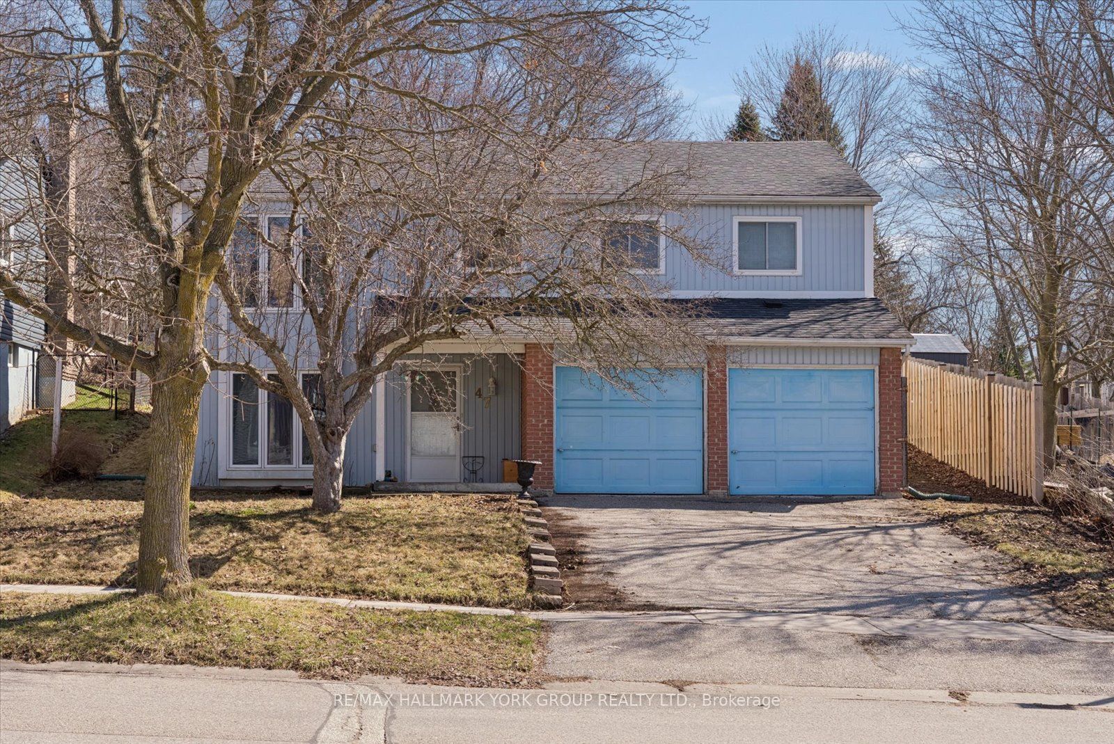 47 Holland River Boulevard, East Gwillimbury, ON L9N 1C4 photo 2