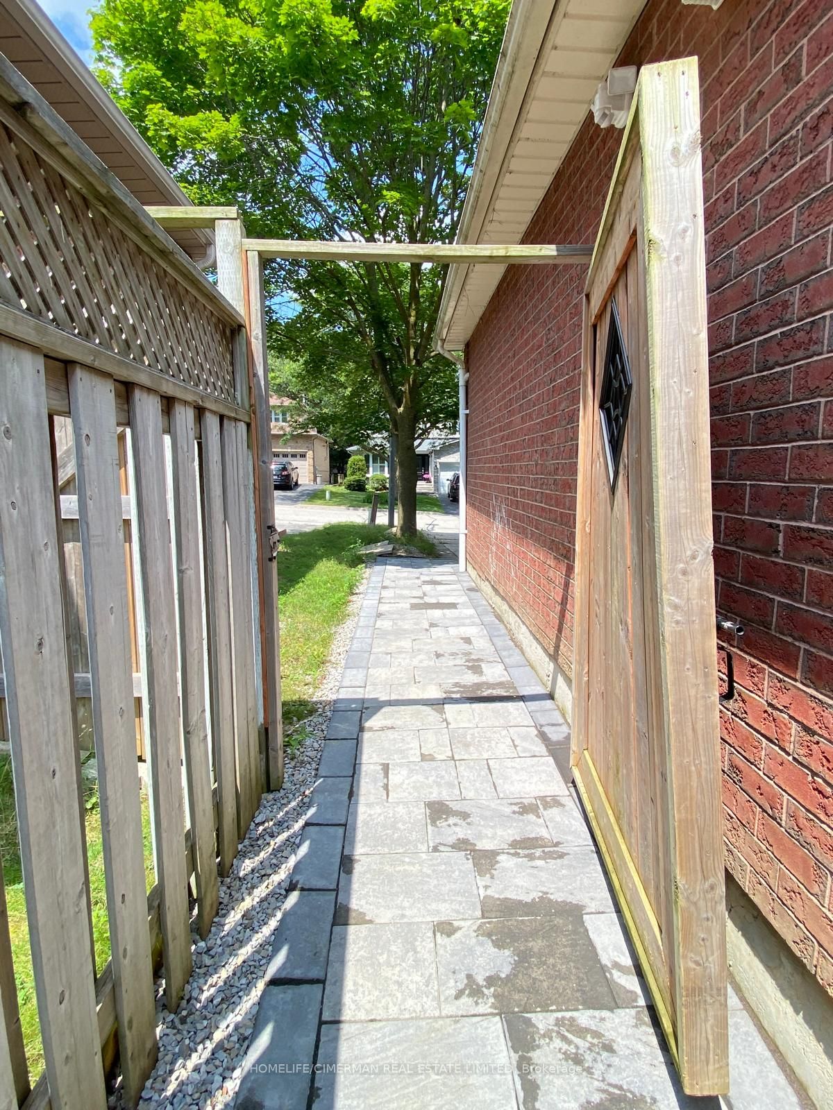 42 Lensmith Drive LOWER, Aurora, ON L4G 6S1 photo 5