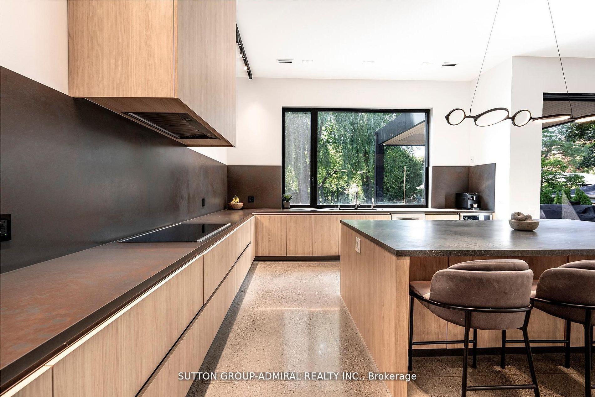 126 WOOD Lane, Richmond Hill, ON L4C 4W1 photo 5