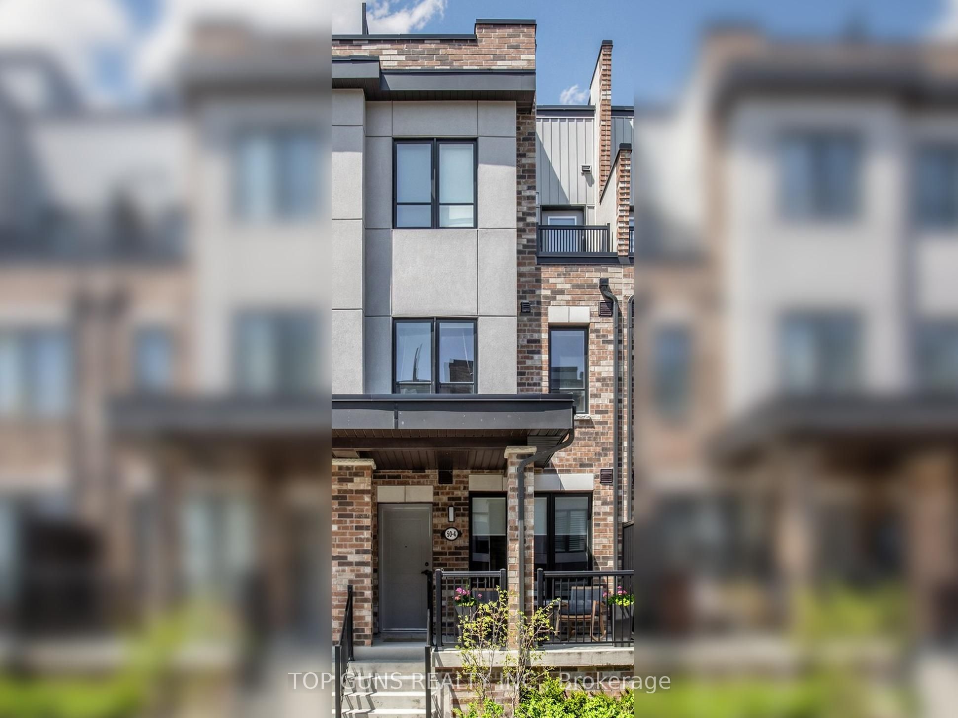50 Baynes Way 4, Bradford West Gwillimbury, ON L3Z 4M4 photo 2