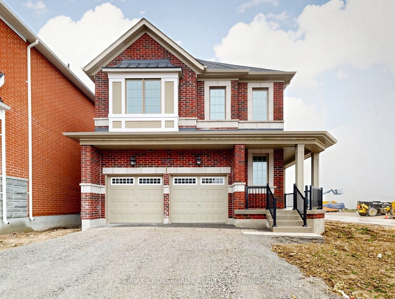 347 Berczy Green Drive, Markham, ON L6C 3S7 photo 2