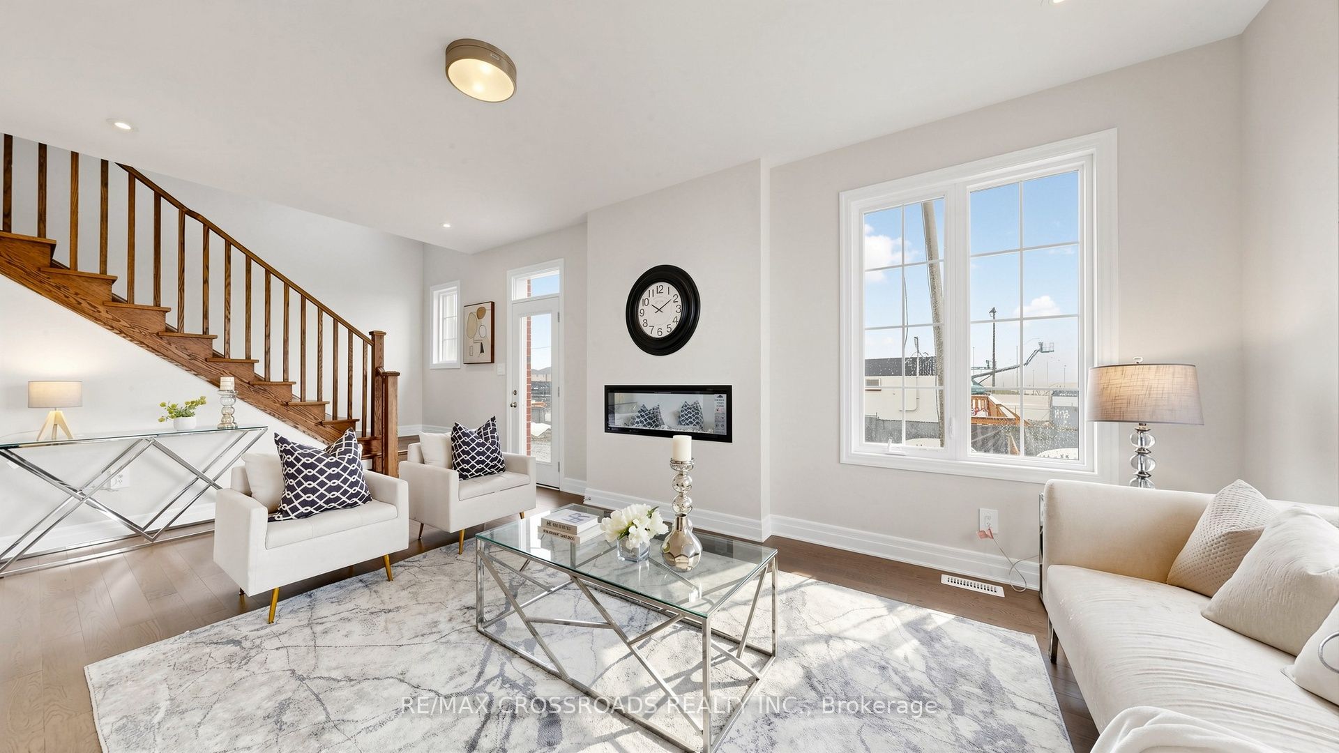 347 Berczy Green Drive, Markham, ON L6C 3S7 photo 5