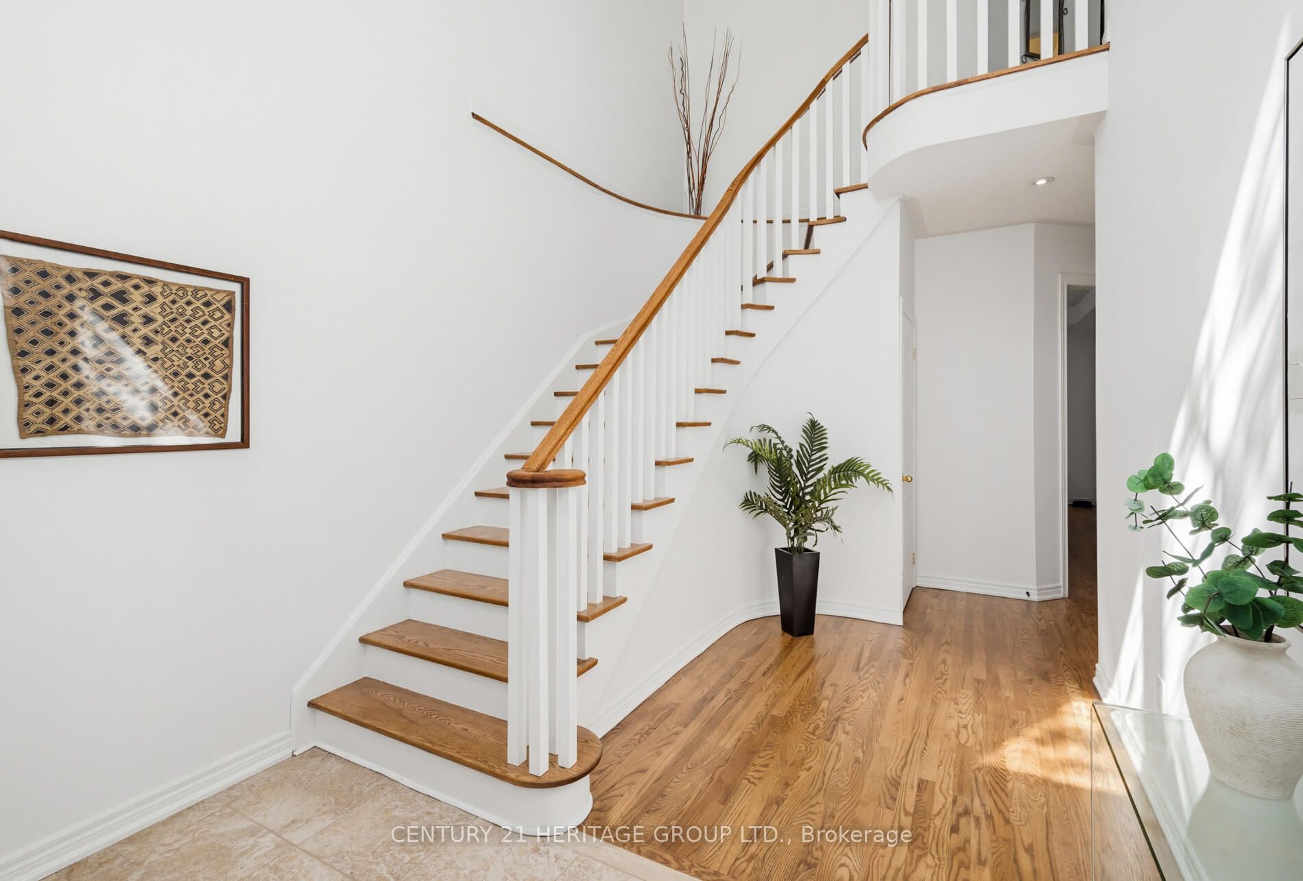 14 Giordano Way, Vaughan, ON L6A 0J2 photo 2