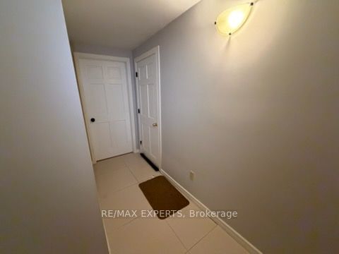 182 Timber Lane, Vaughan, ON L4L 3J9 photo 2