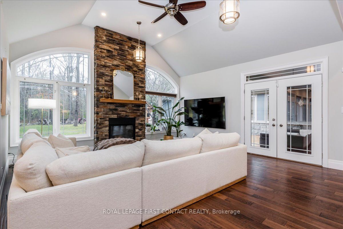 3500 Crescent Harbour Road, Innisfil, ON L9S 2Y8 photo 4