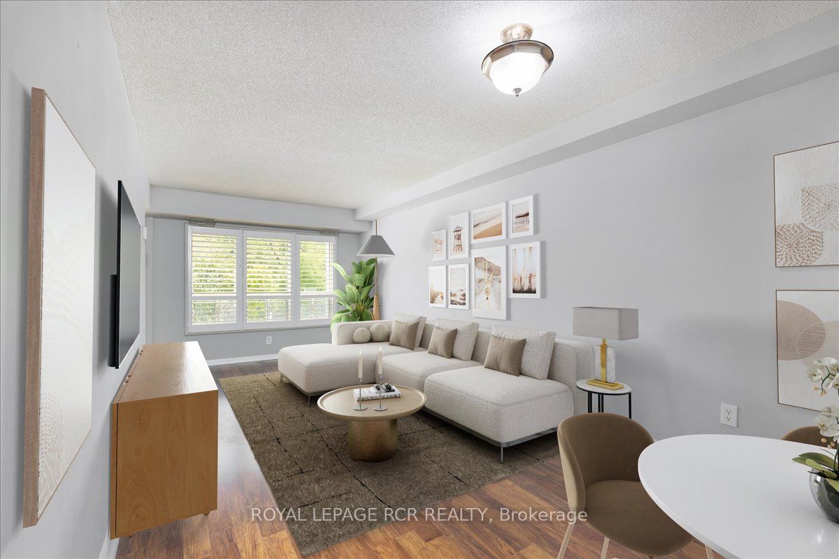 900 Bogart Mill Trail 212, Newmarket, ON L3Y 8V5 photo 4