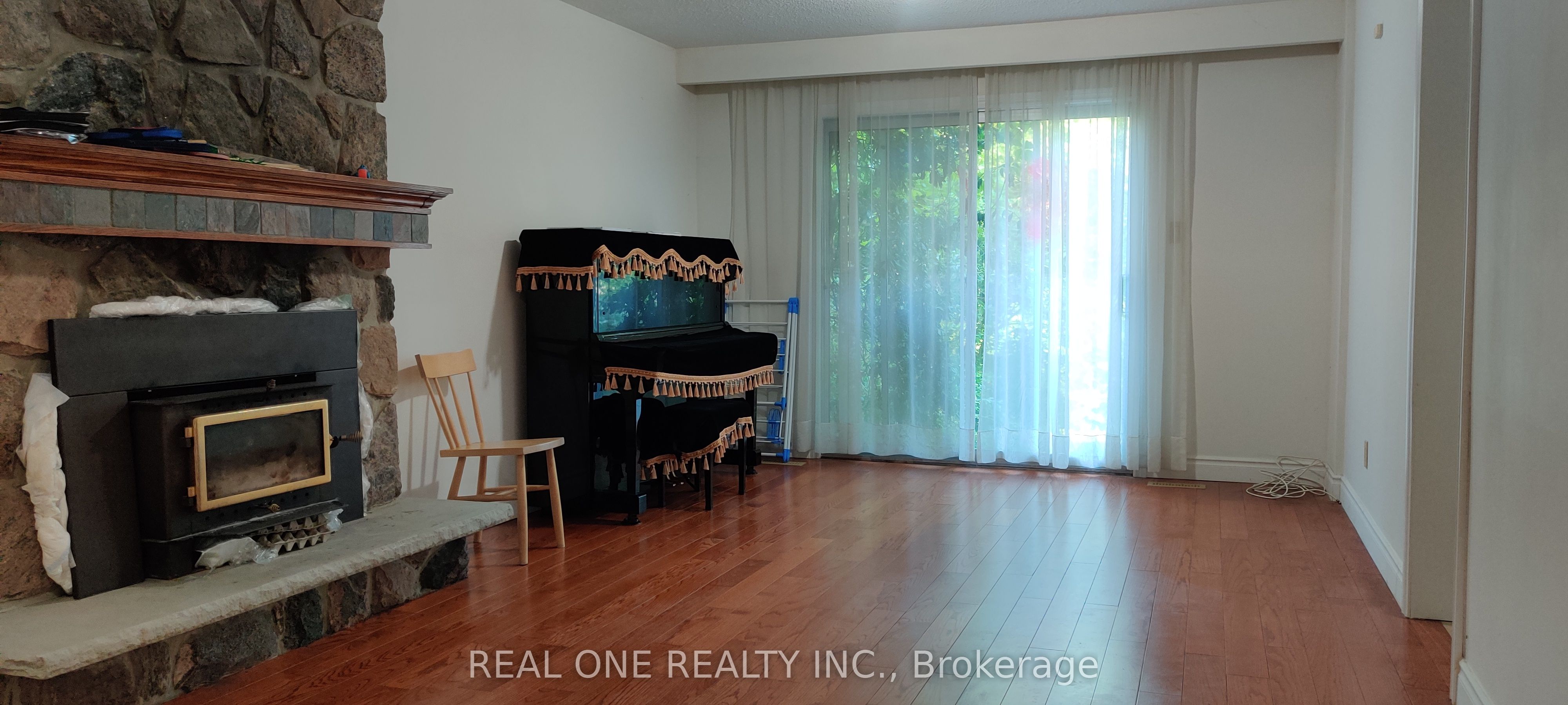 72 Liebeck Crescent, Markham, ON L3R 1Y5 photo 2
