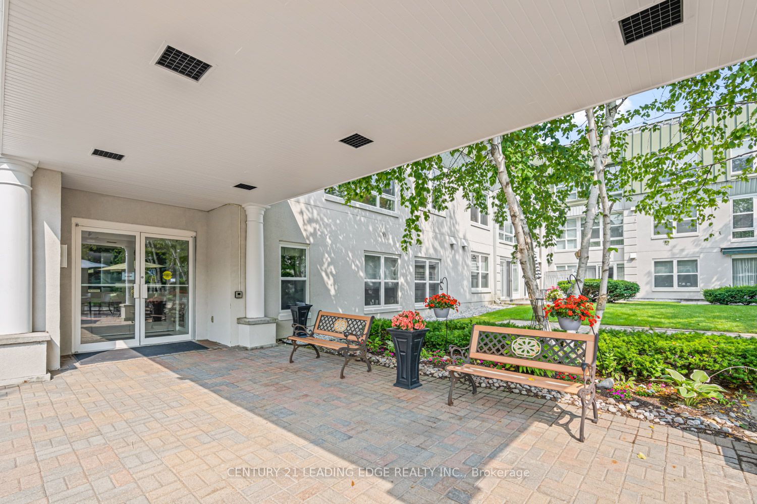 100 Anna Russell Way 232, Markham, ON L3R 6C7 photo 3