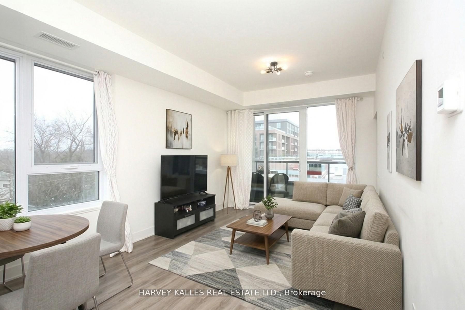 185 Deerfield Road 305, Newmarket, ON L3Y 0G7 photo 5