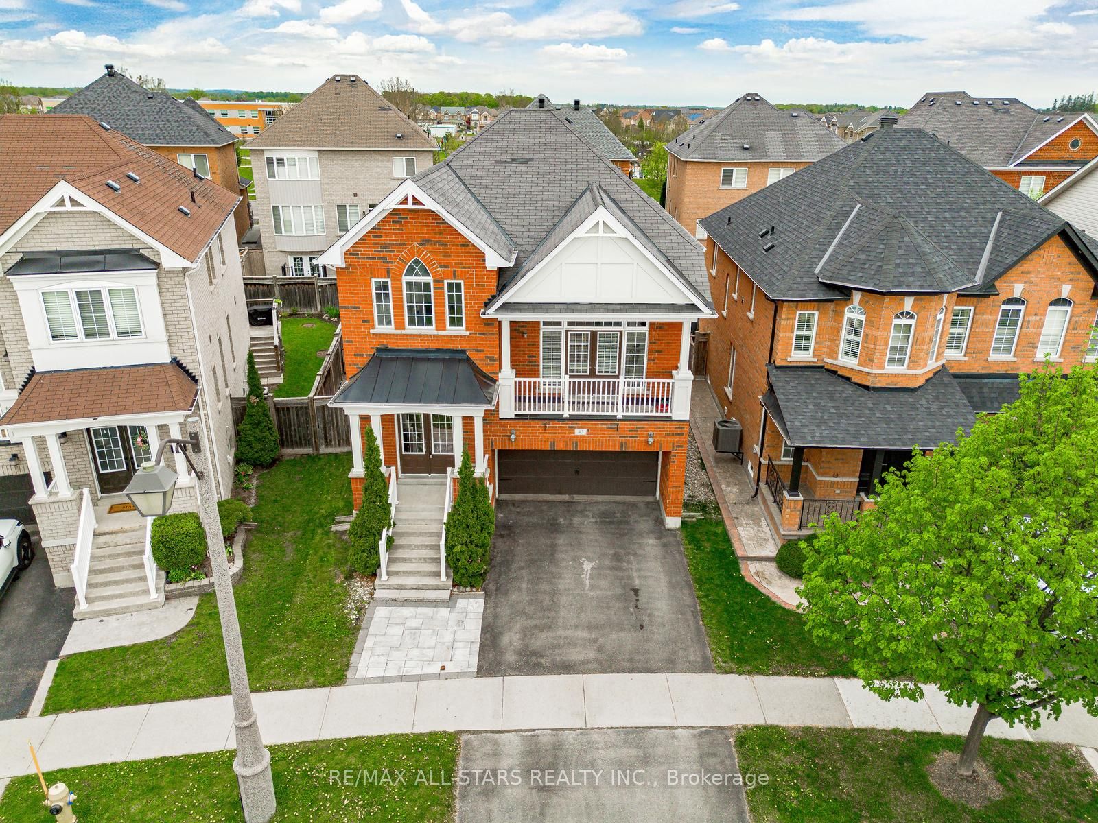 43 Horsedreamer Lane, Whitchurch-Stouffville, ON L4A 0G6 photo 4