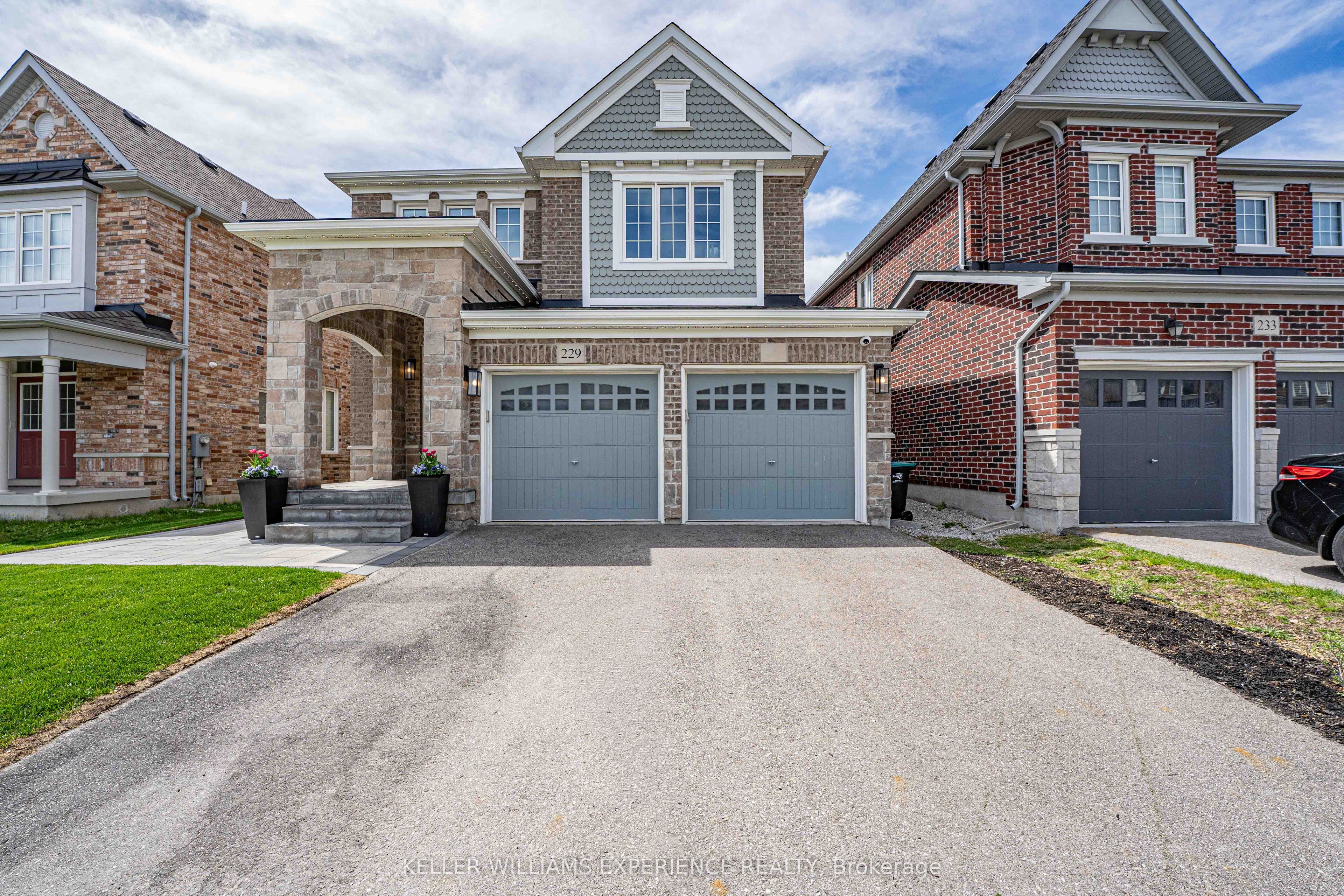 229 Blue Dasher Boulevard, Bradford West Gwillimbury, ON L3Z 4H8 photo 5