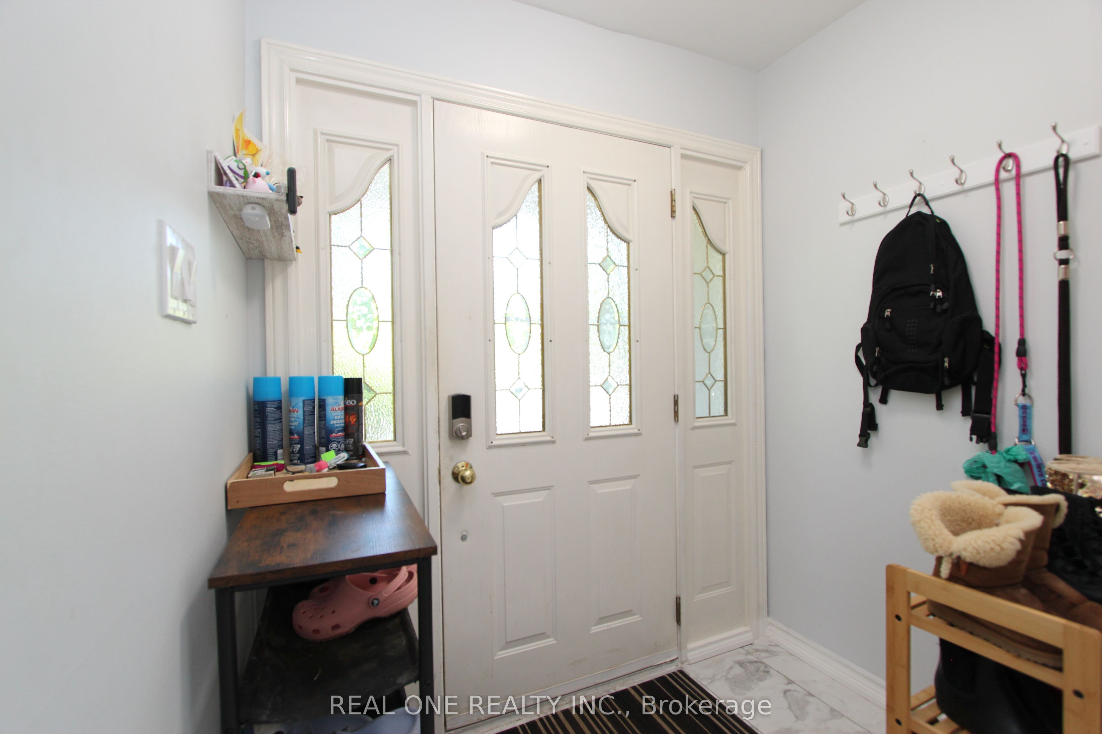 25 Bigwin Drive, Aurora, ON L4G 3C4 photo 3