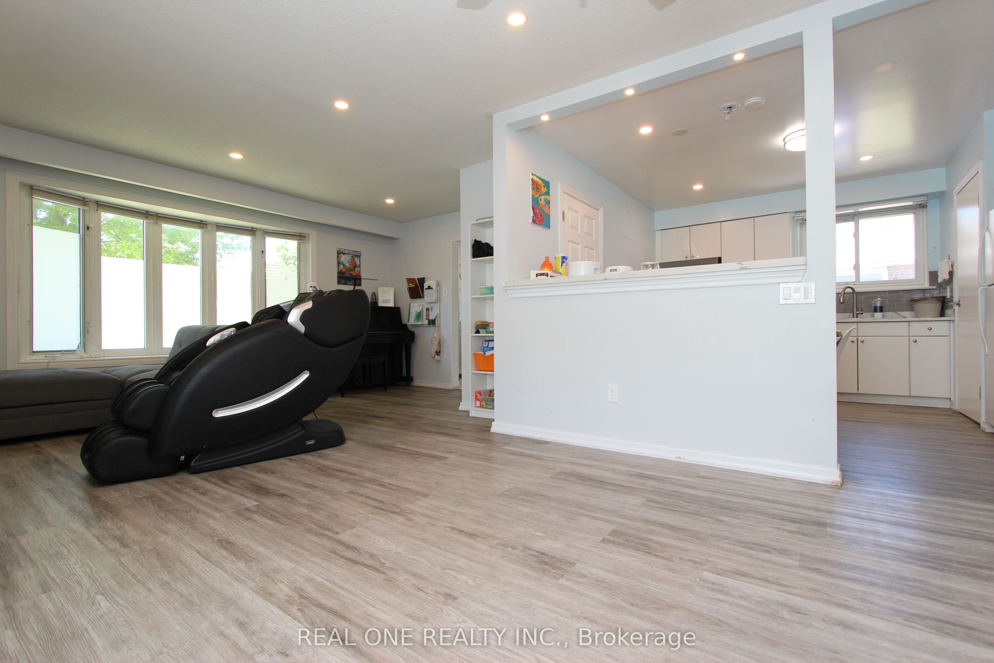 25 Bigwin Drive, Aurora, ON L4G 3C4 photo 5