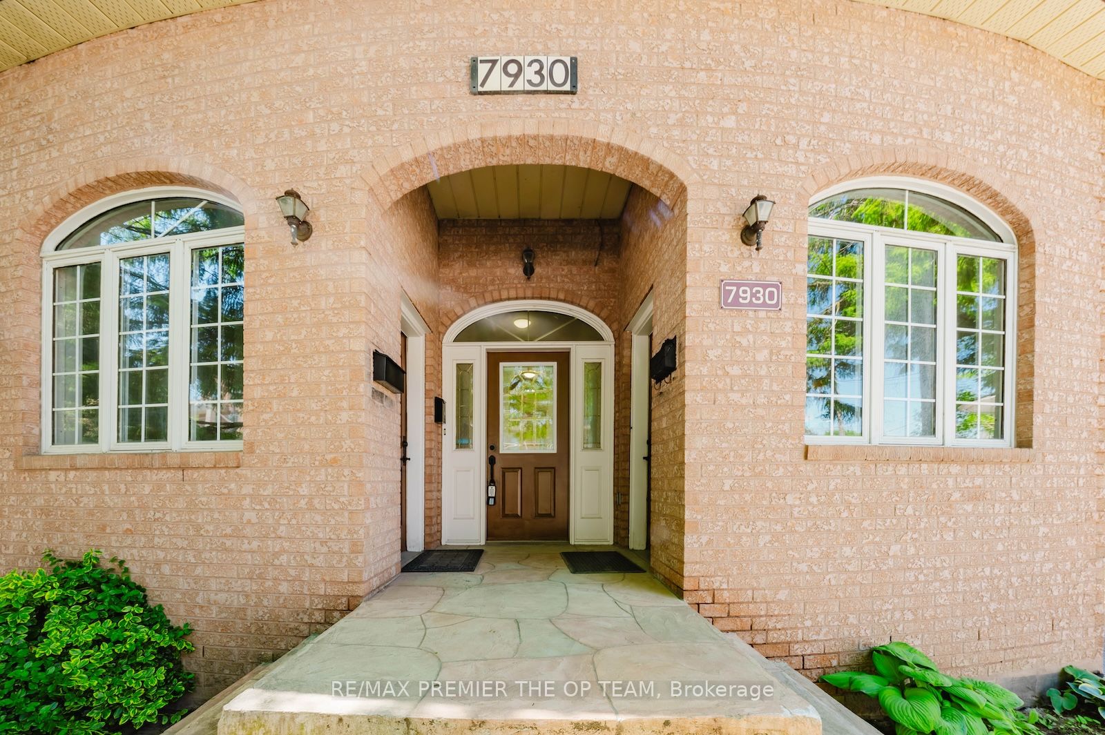 7930 Kipling Avenue, Vaughan, ON L4L 1Z5 photo 2
