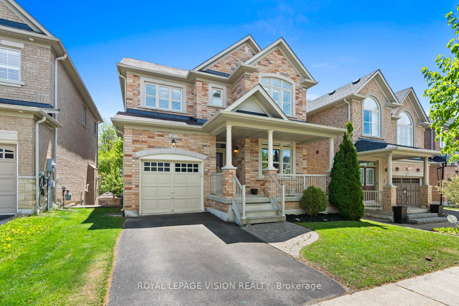 27 Ida Jane Grove, Whitchurch-Stouffville, ON L4A 0S3 photo 2