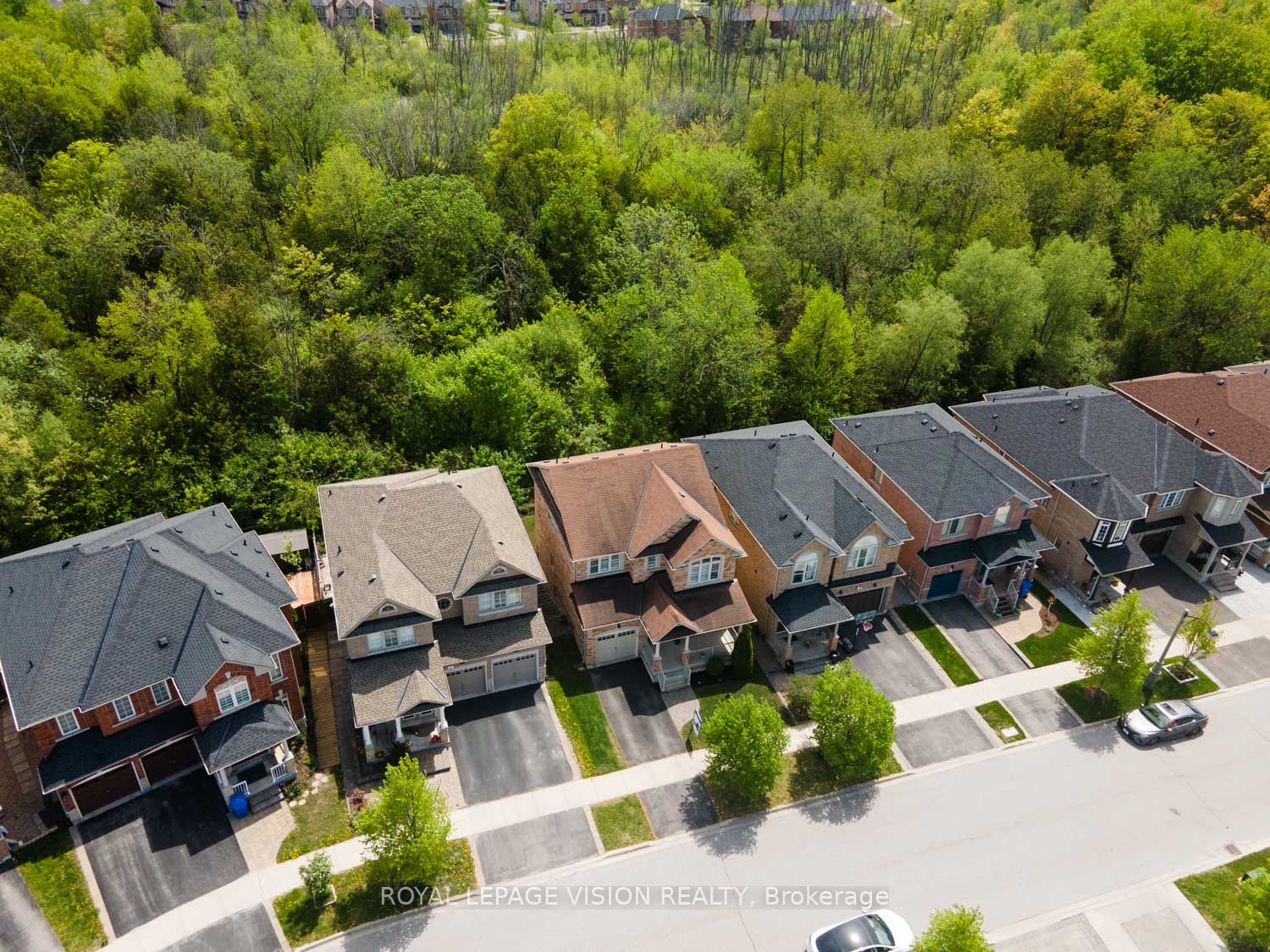 27 Ida Jane Grove, Whitchurch-Stouffville, ON L4A 0S3 photo 3