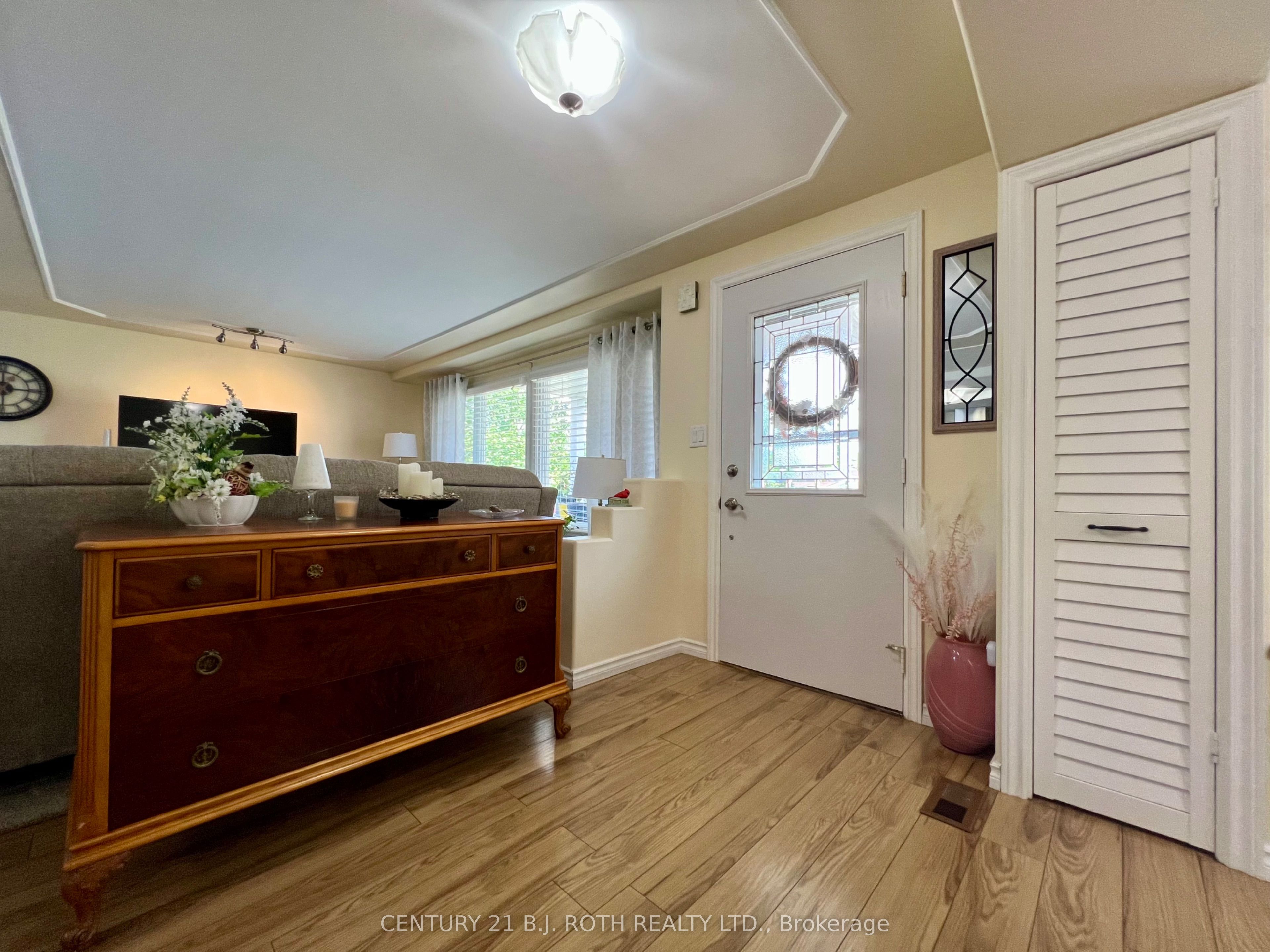 57 Main Street, Innisfil, ON L9S 1N1 photo 5