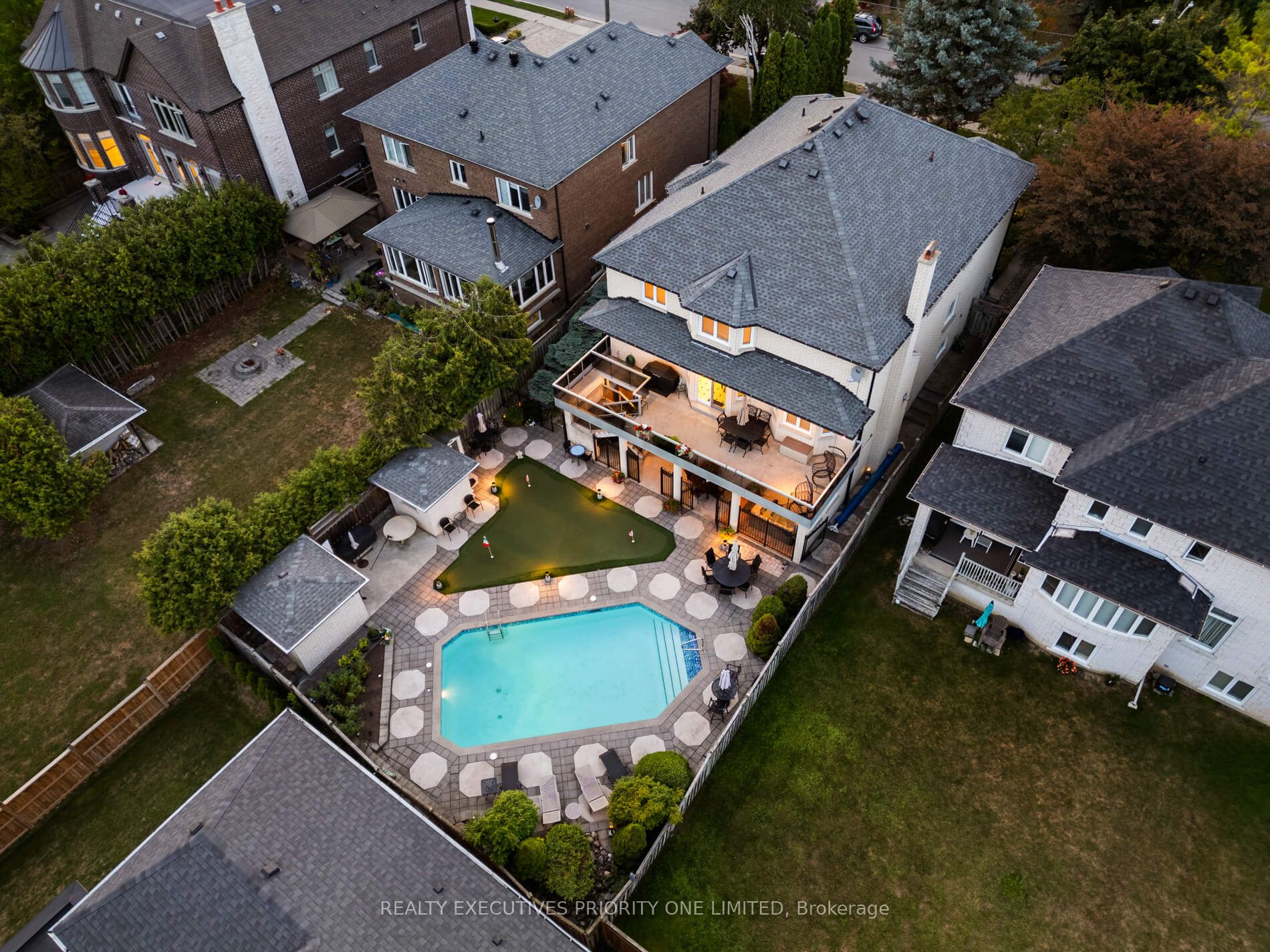 67 Stockdale Crescent, Richmond Hill, ON L4C 3T1 photo 4