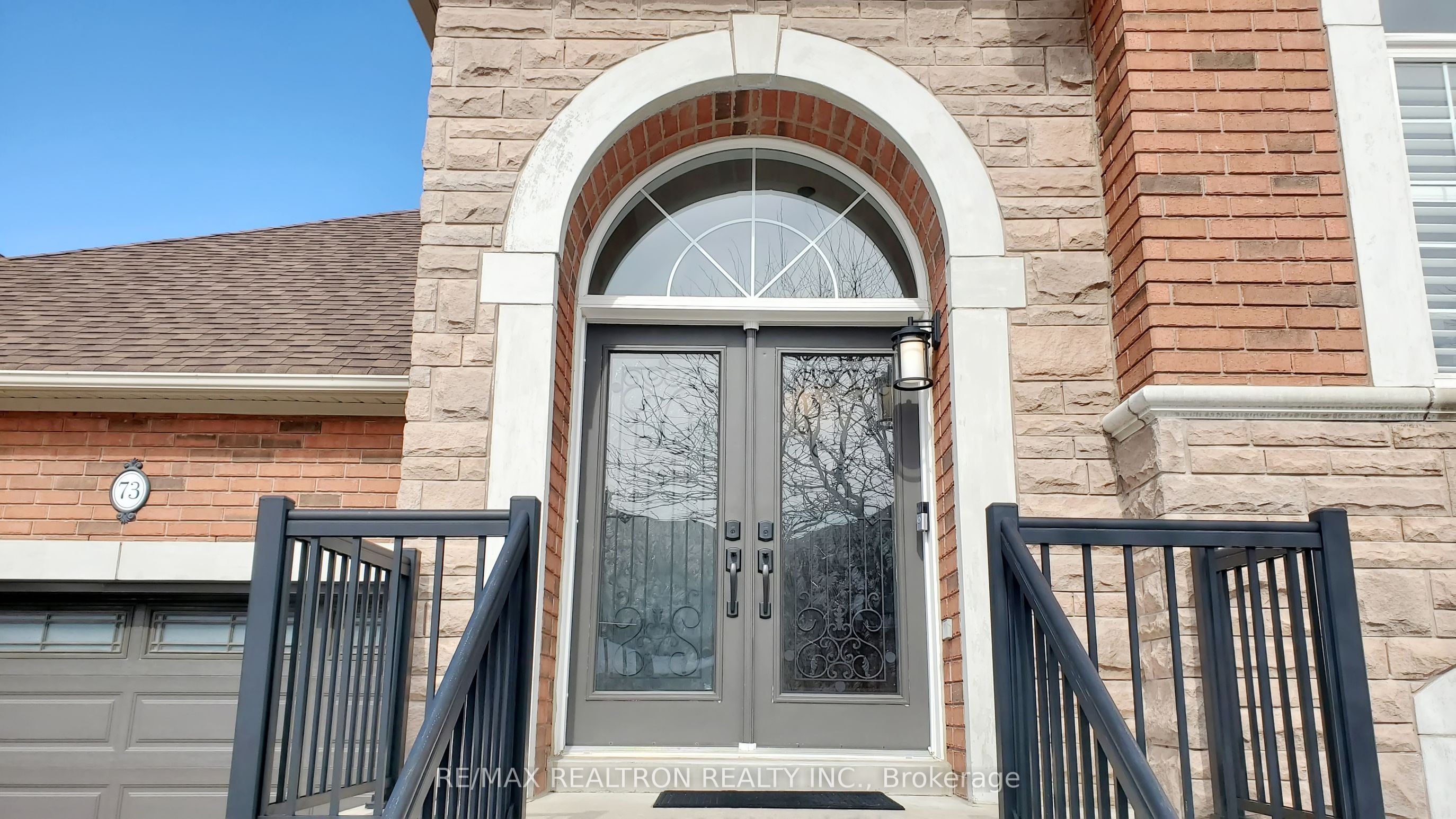 73 Brass Drive, Richmond Hill, ON L4E 4T4 photo 3