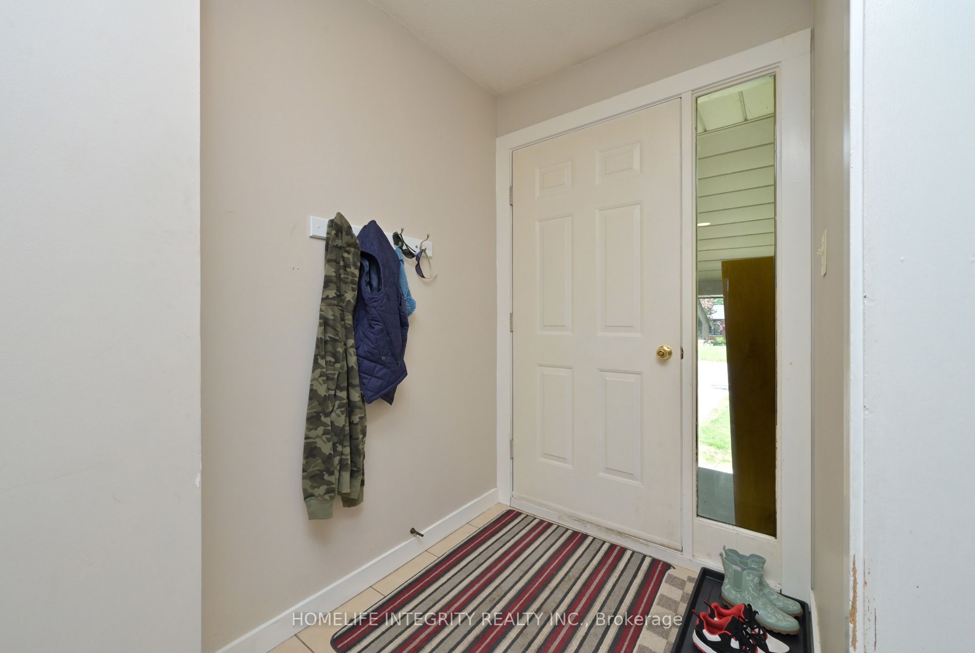 311 Centre Street N, New Tecumseth, ON L0G 1A0 photo 3
