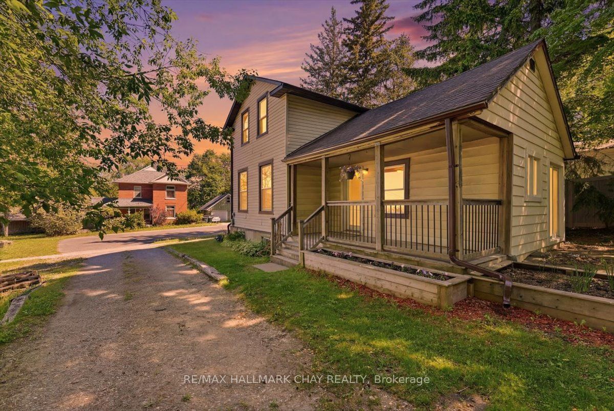 17 Church Street, Innisfil, ON L0L 1L0 photo 2