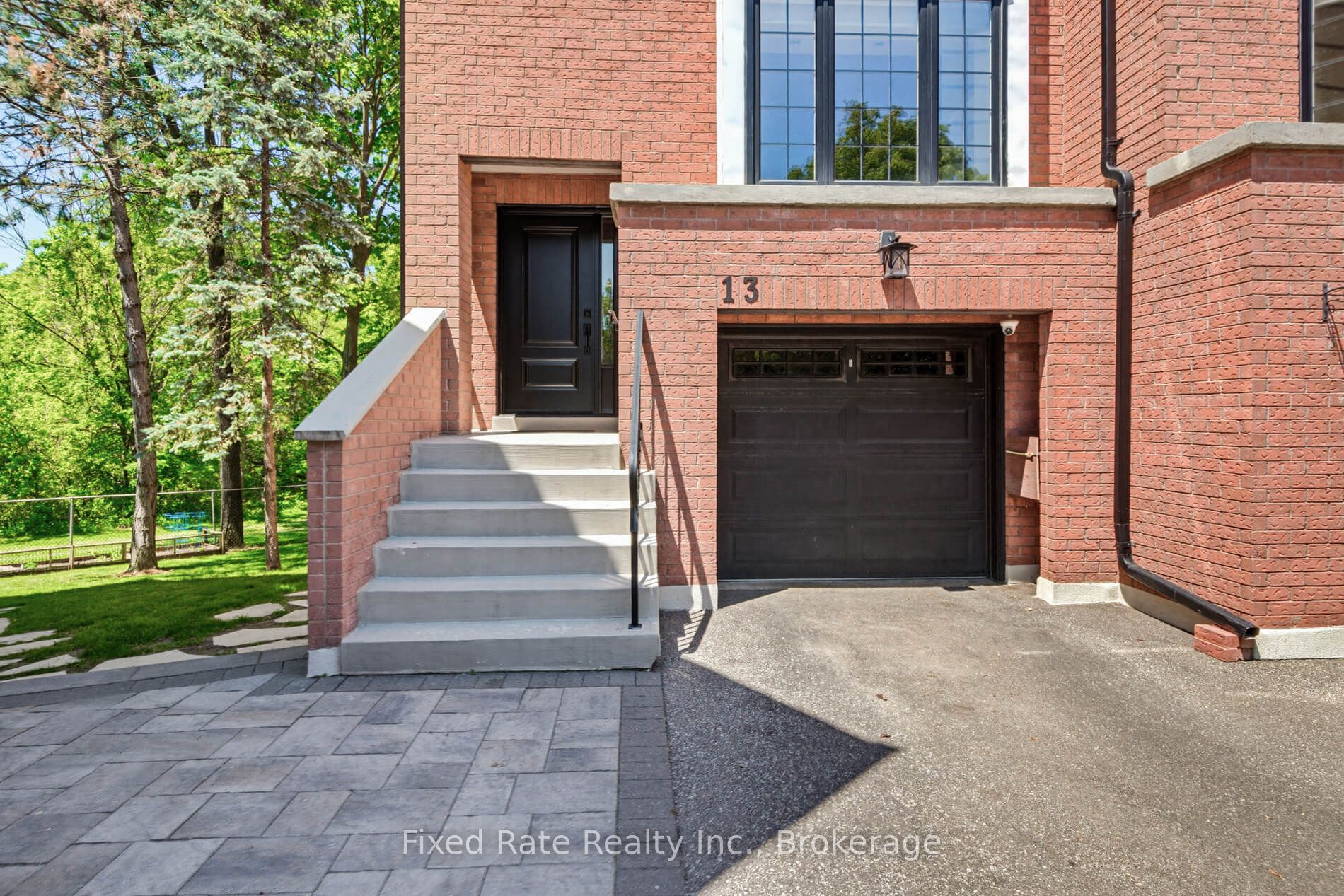 8050 Islington Avenue 13, Vaughan, ON L4L 1W5 photo 2