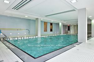 7165 Yonge Street 426, Markham, ON L3T 0C9 photo 3