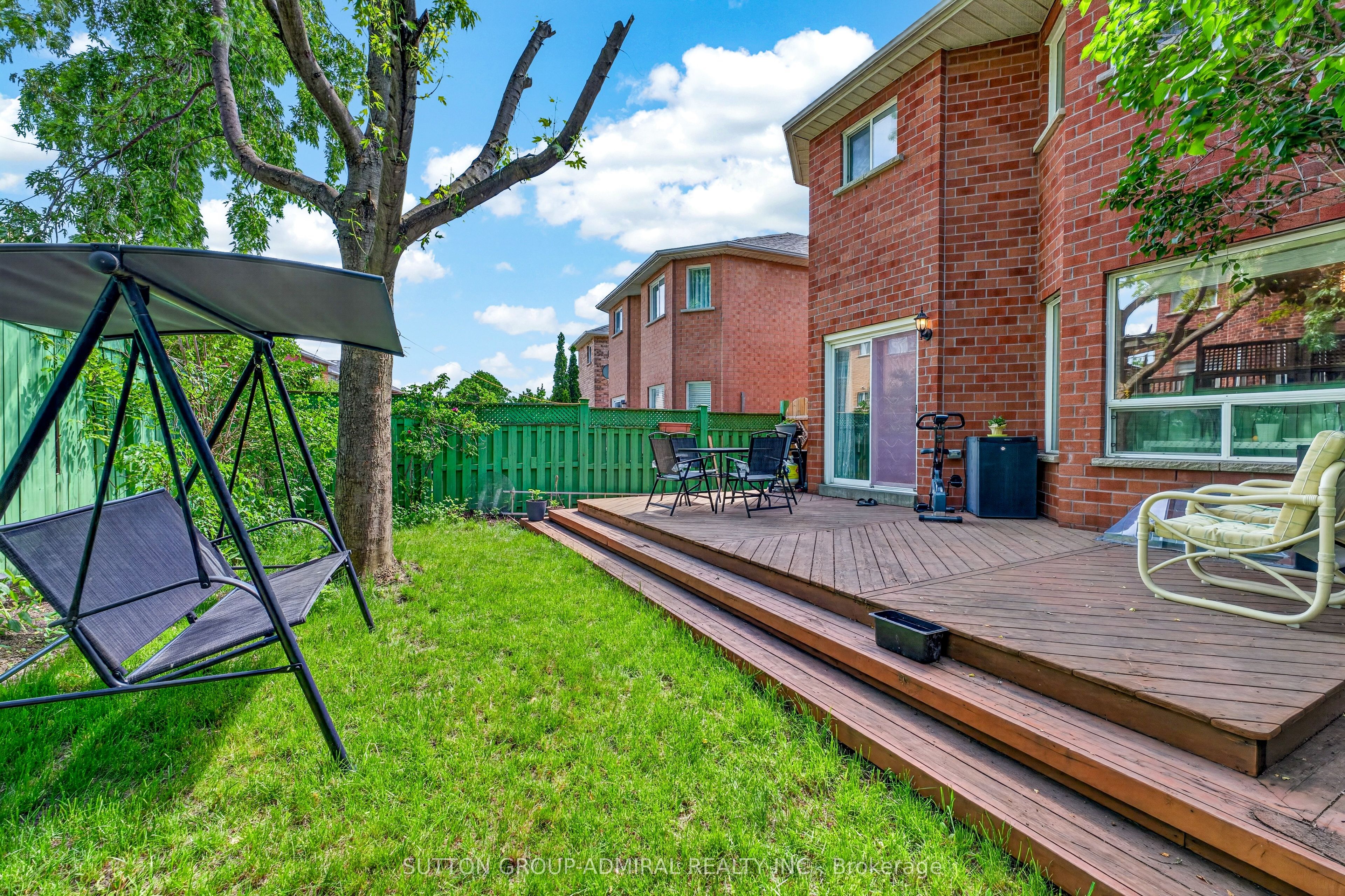 134 Purcell Crescent, Vaughan, ON L6A 3C6 photo 2