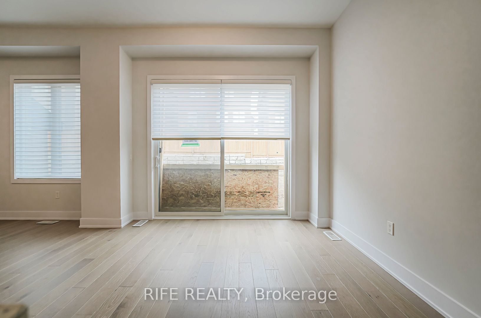 177 Sikura Circle, Aurora, ON L4G 3Z1 photo 5