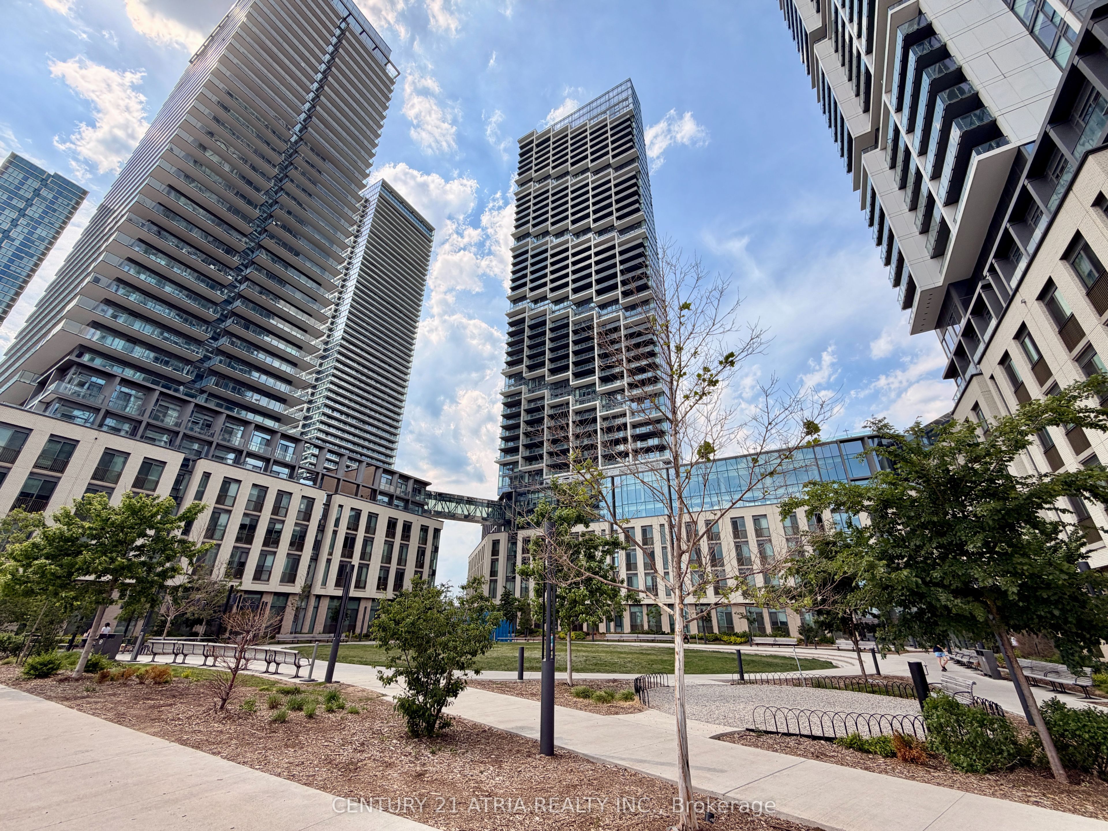 7890 Jane Street 2103, Vaughan, ON L4K 0K9