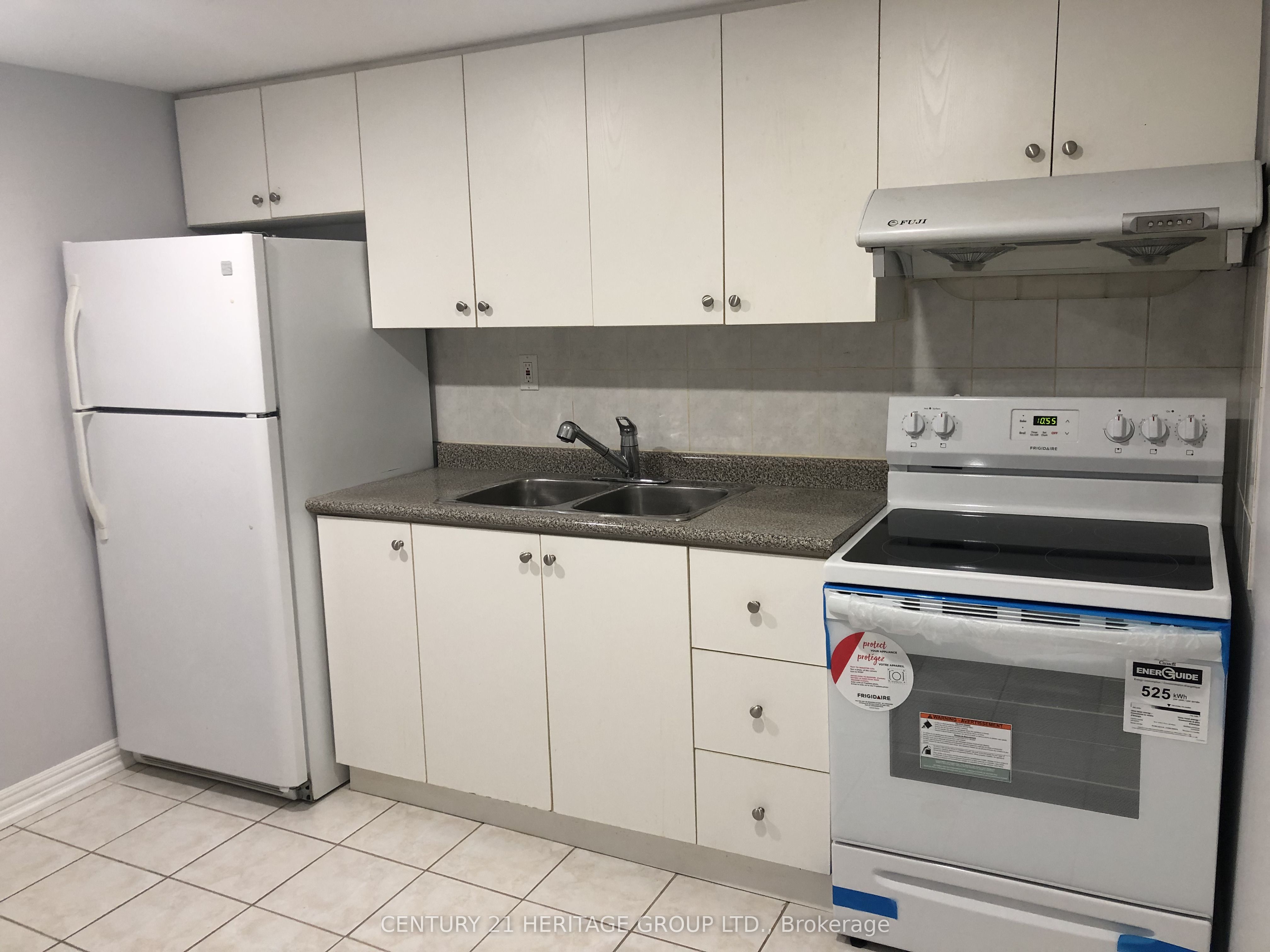 16 Cartmel Drive Apt 1, Markham, ON L3S 1T8