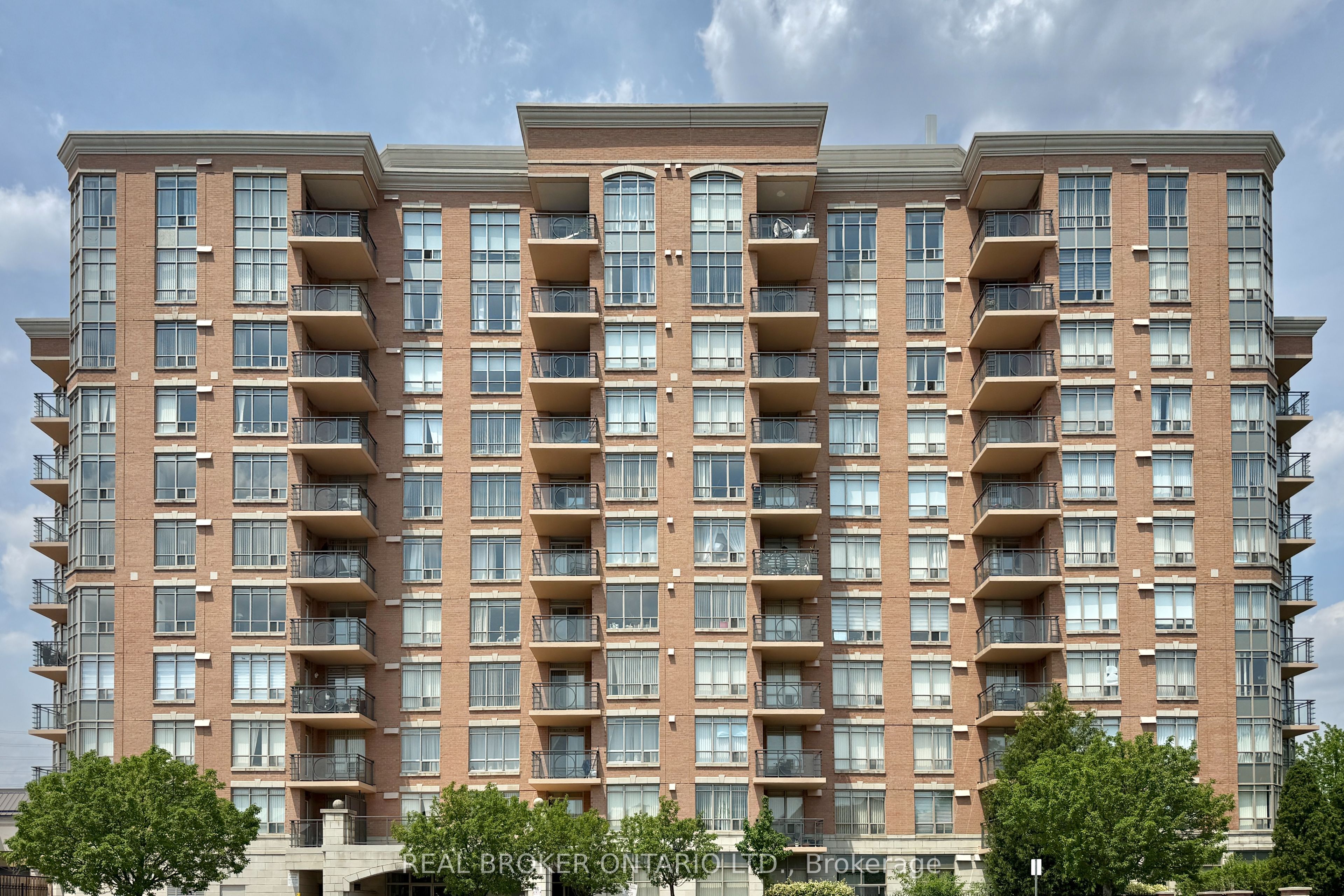 130 Pond Drive 611, Markham, ON L3T 7W5 photo 2