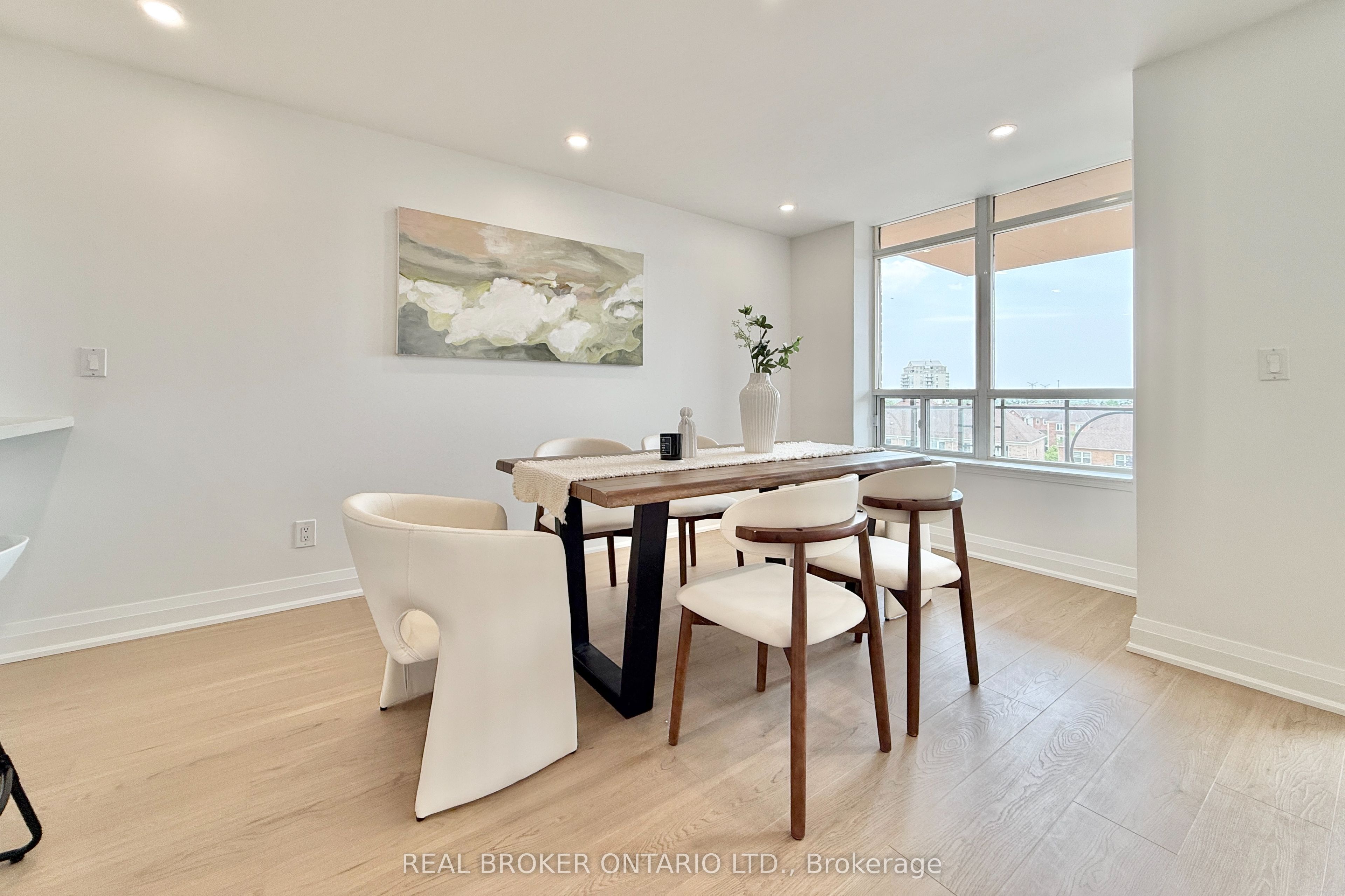 130 Pond Drive 611, Markham, ON L3T 7W5 photo 5