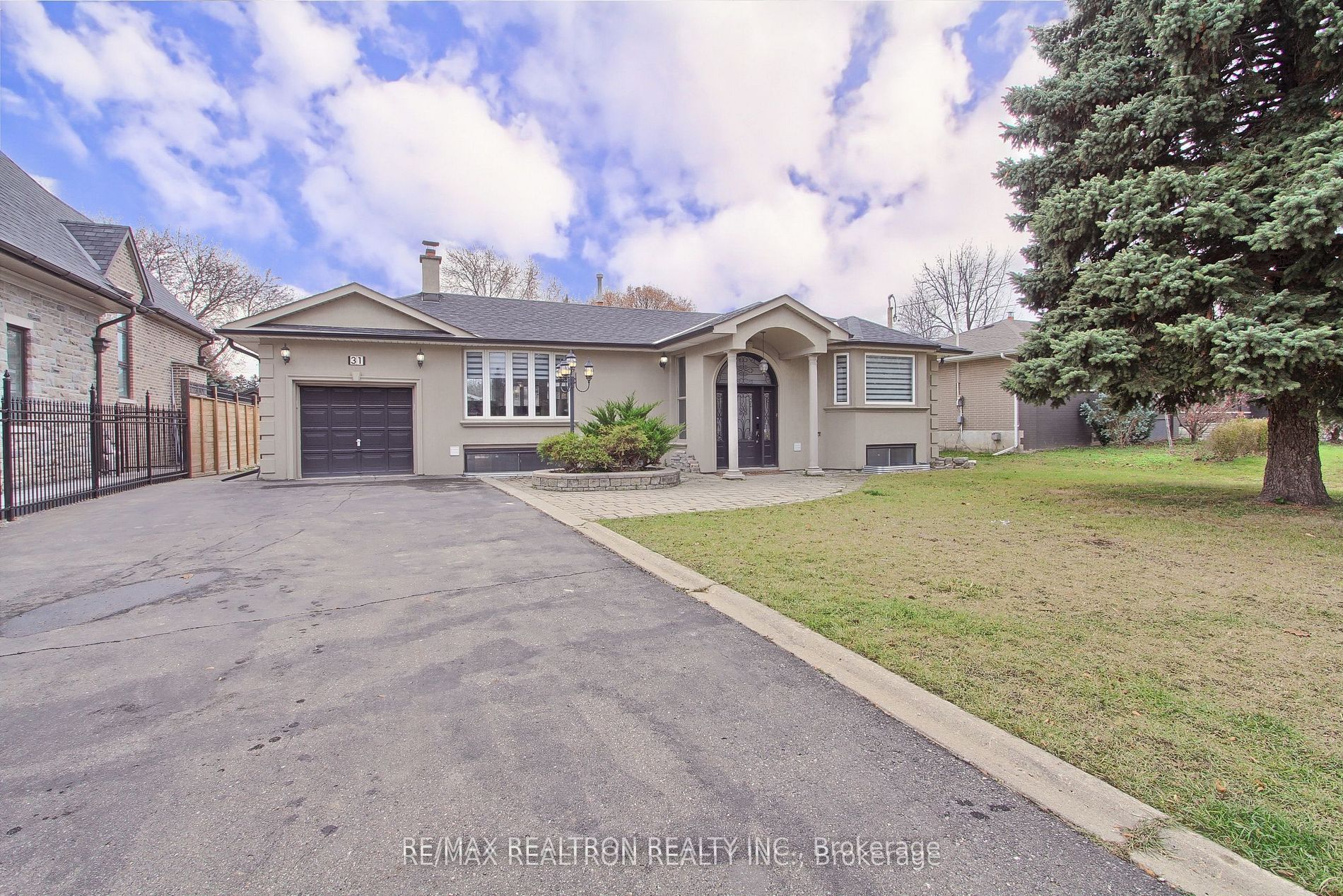 31 Goodman Crescent Bsmnt A, Vaughan, ON L6A 1E8 photo 2