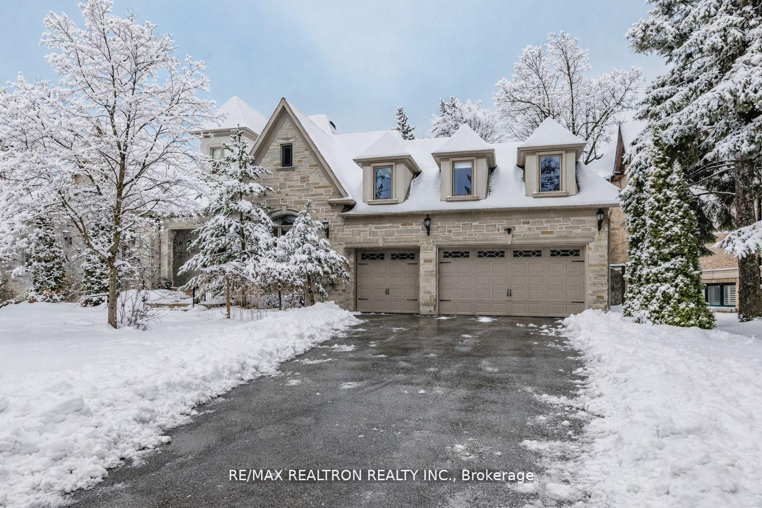 5 Long Hill Drive, Richmond Hill, ON L4E 3M5