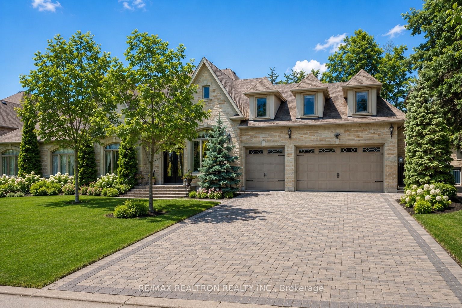 5 Long Hill Drive, Richmond Hill, ON L4E 3M5 photo 5