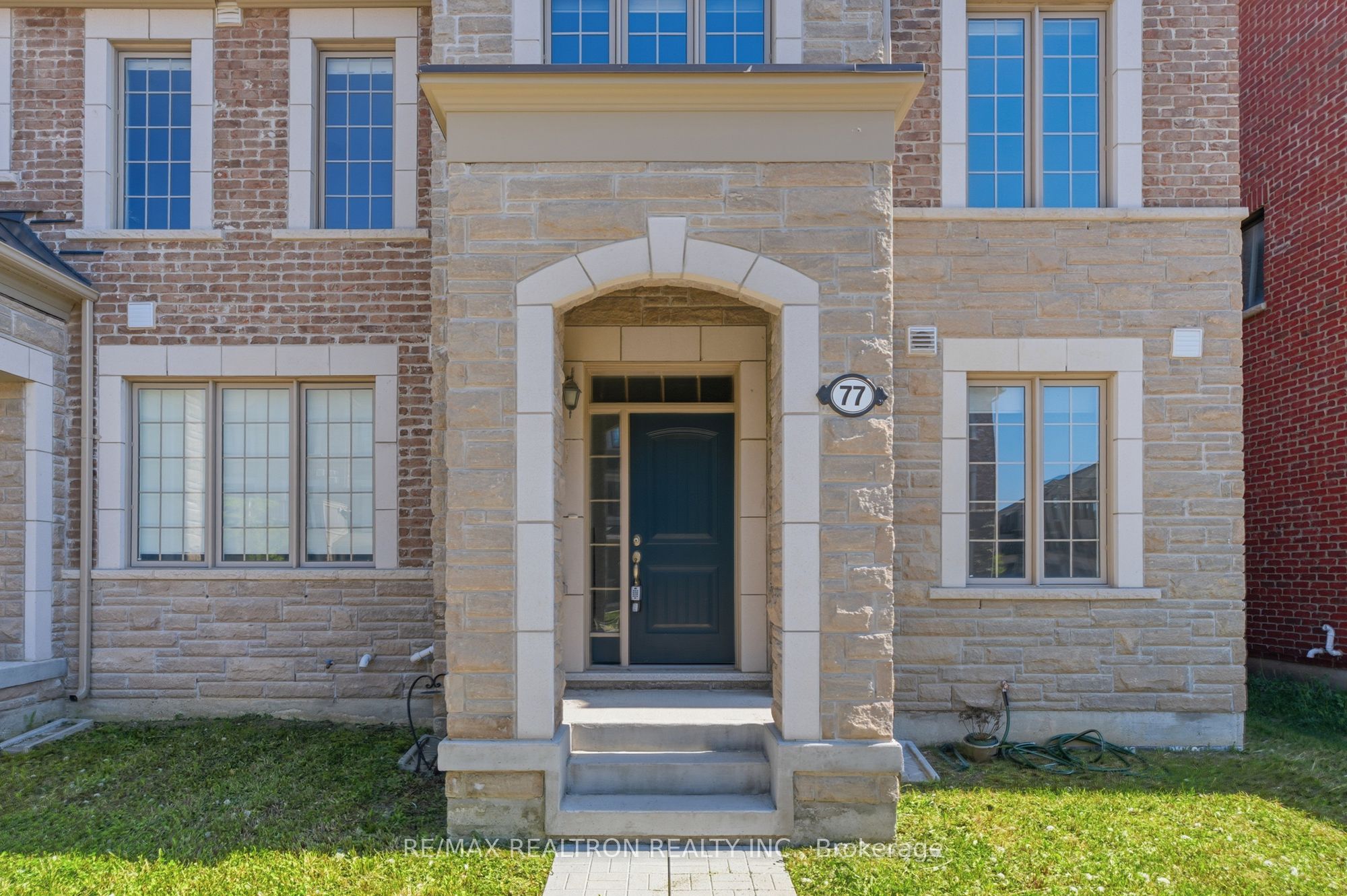 77 Casely Avenue, Richmond Hill, ON L4S 0K2 photo 4