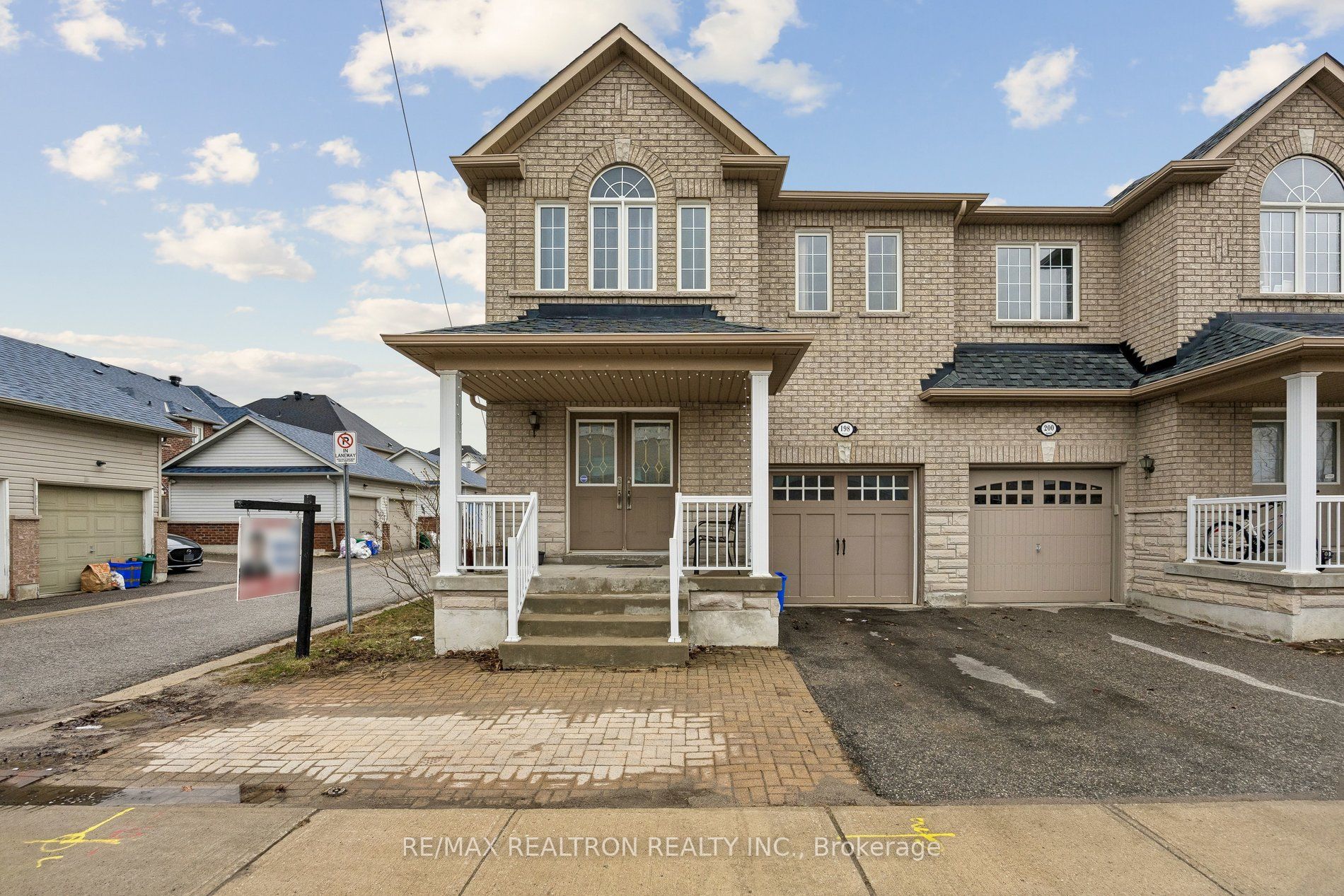 198 Swan Park Road, Markham, ON L6E 1X5 photo 2