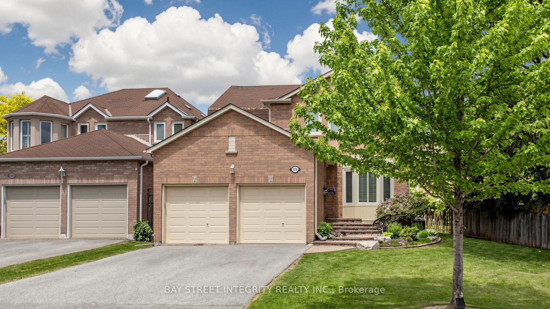 178 Roseborough Crescent, Vaughan, ON L4J 4V6 photo 2