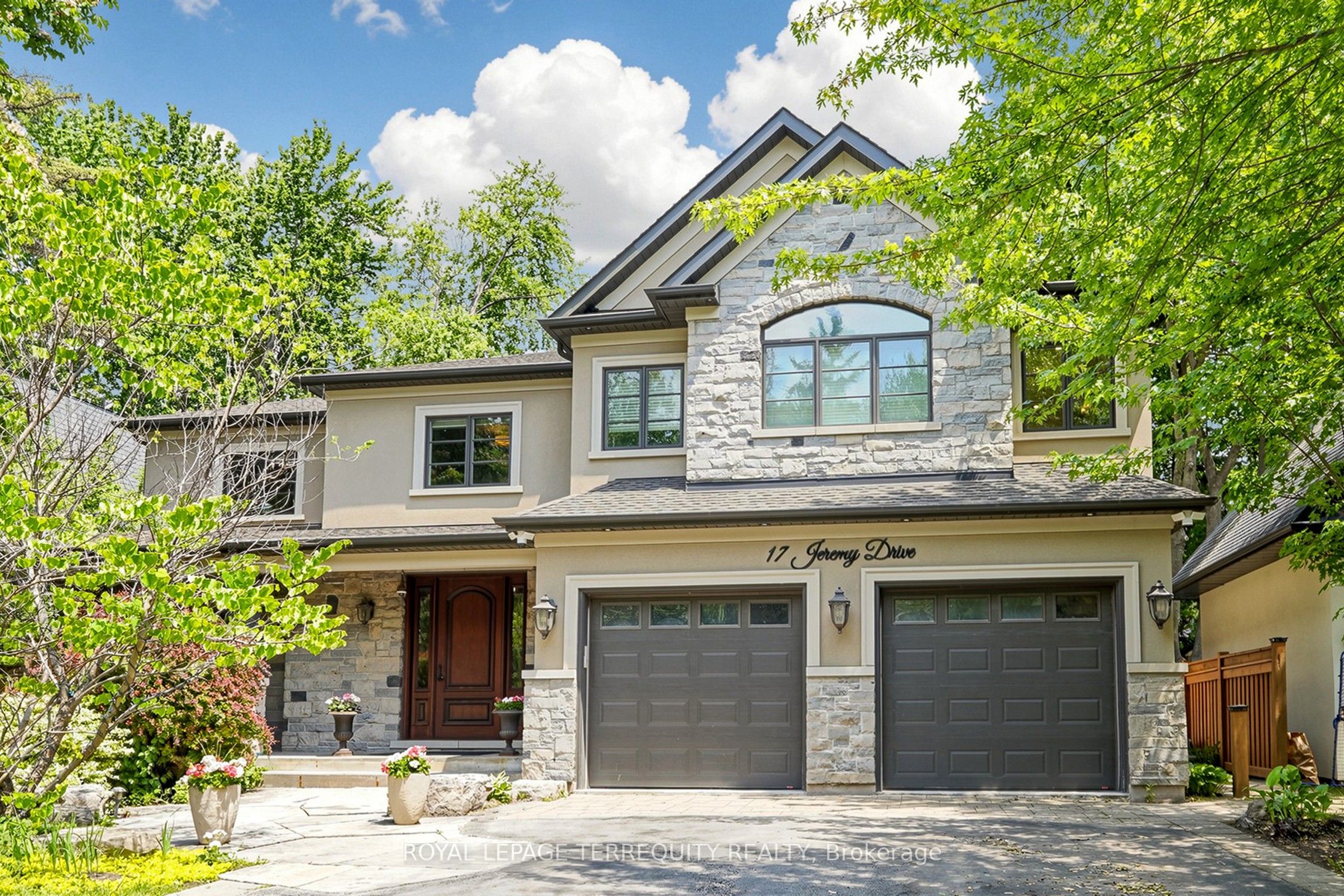 17 Jeremy Drive, Markham, ON L3R 2K7 photo 2