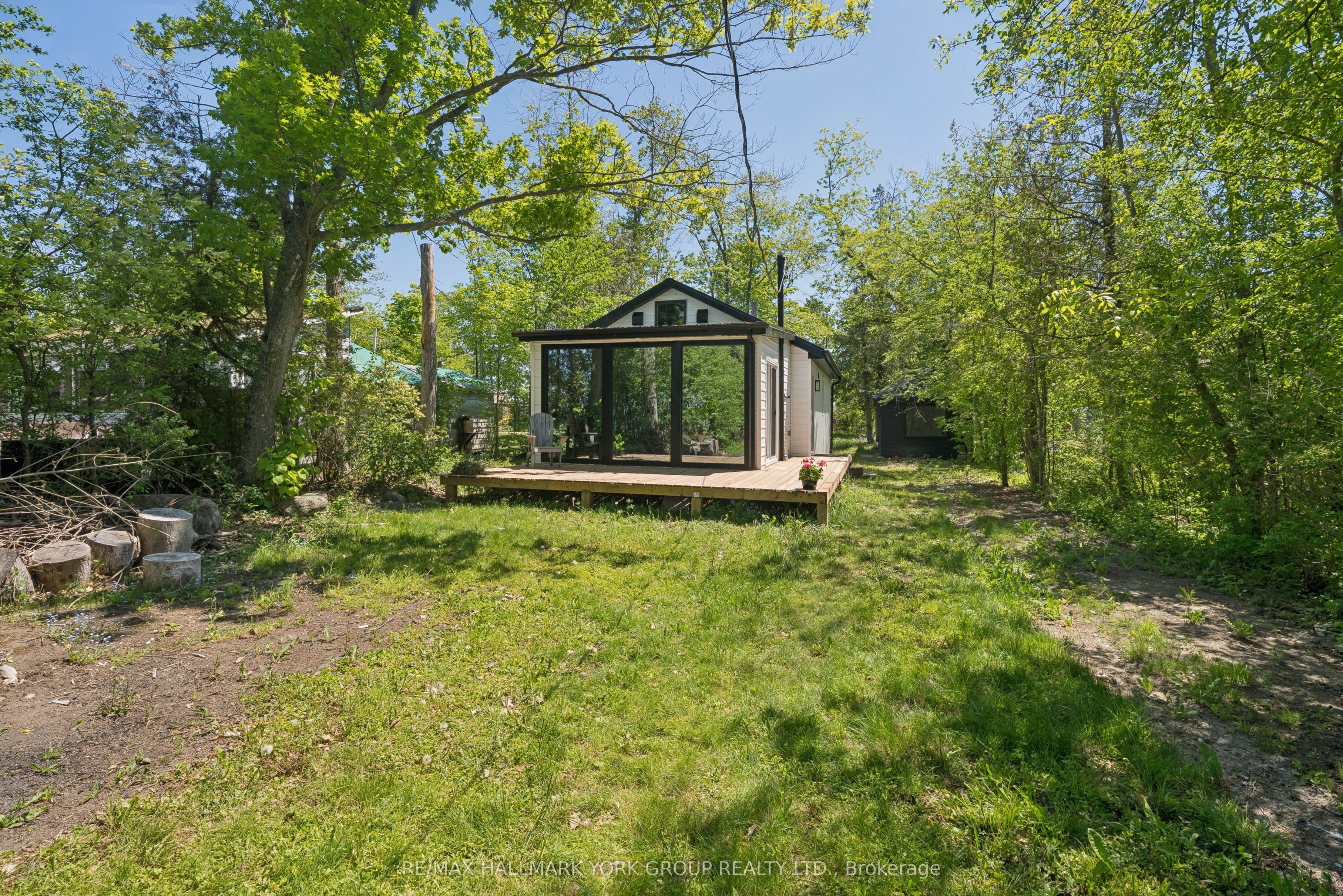 10 Snake Island Road, Georgina Islands, ON L4P 3E9 photo 2