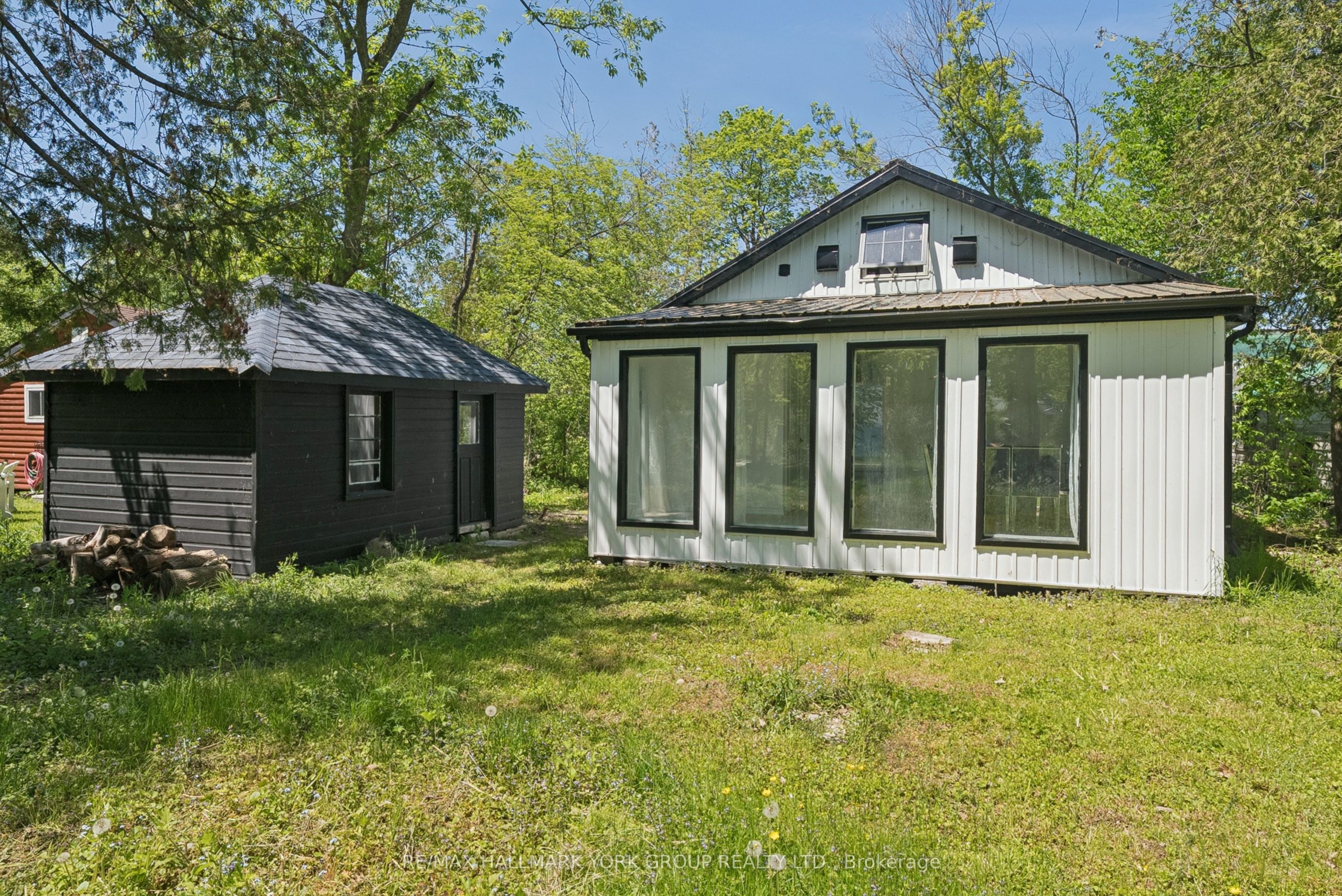 10 Snake Island Road, Georgina Islands, ON L4P 3E9 photo 5