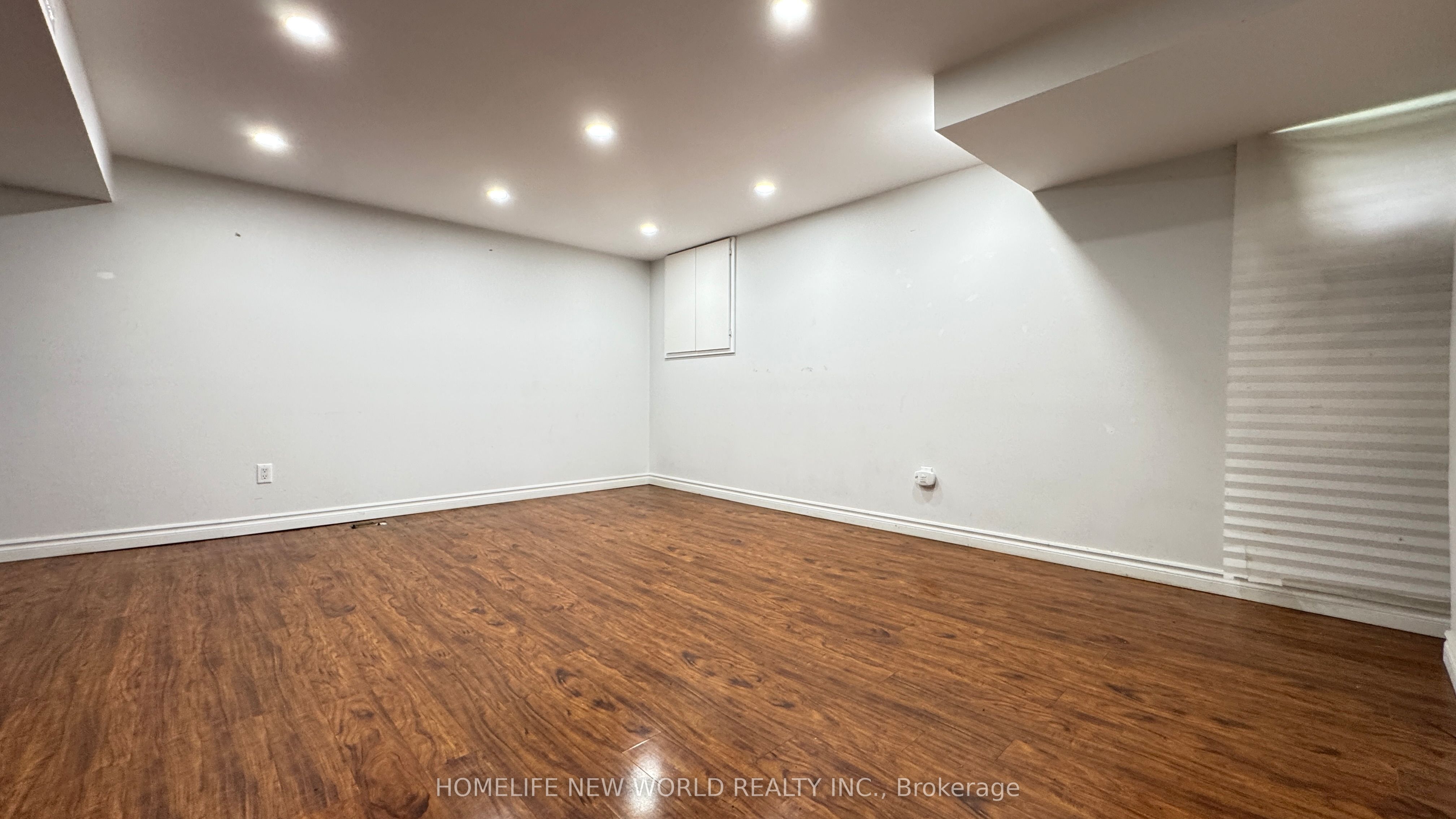 326 Crosby Avenue Lower, Richmond Hill, ON L4C 2R7 photo 5