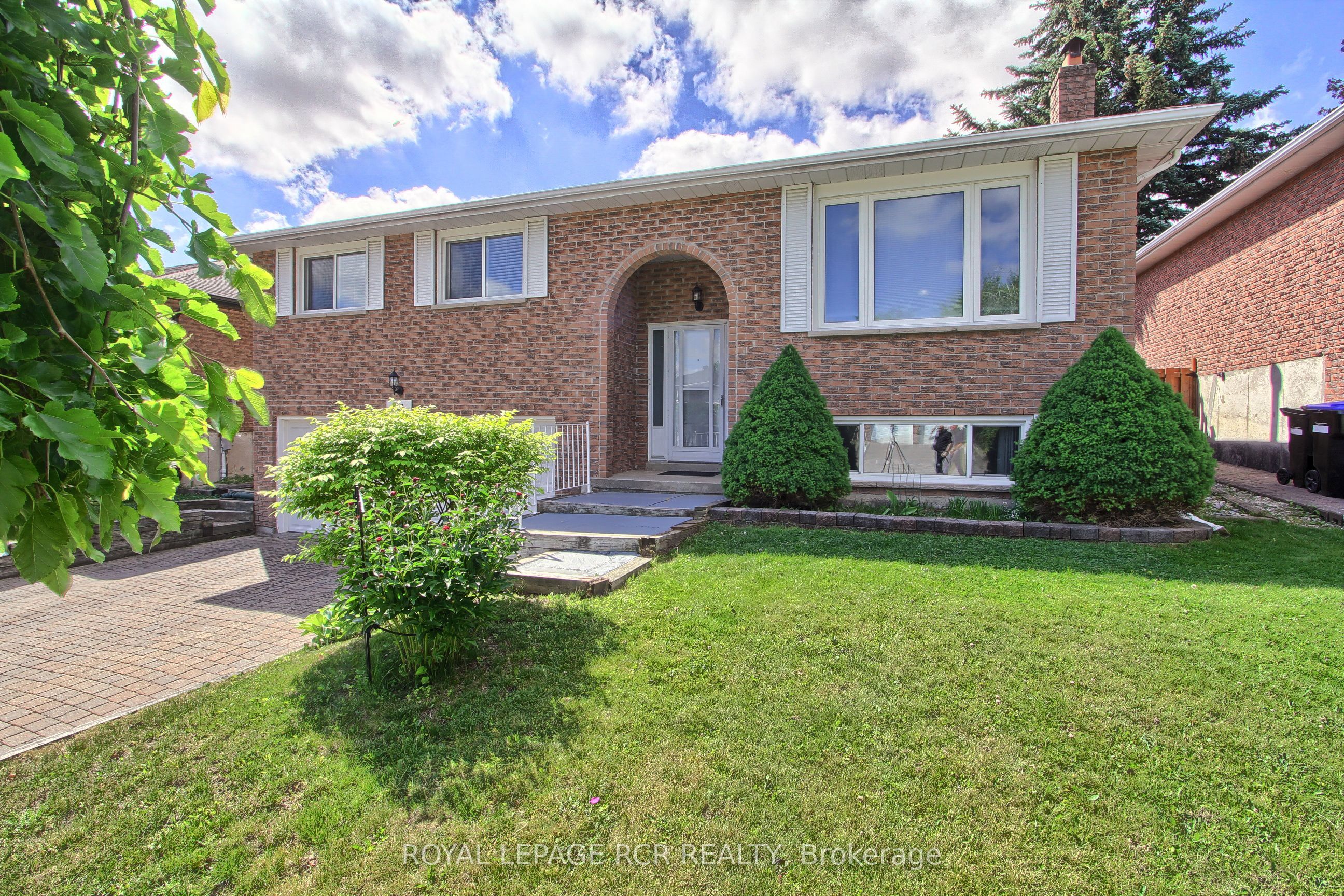 491 Maplegrove Avenue, Bradford West Gwillimbury, ON L3Z 2W1 photo 4