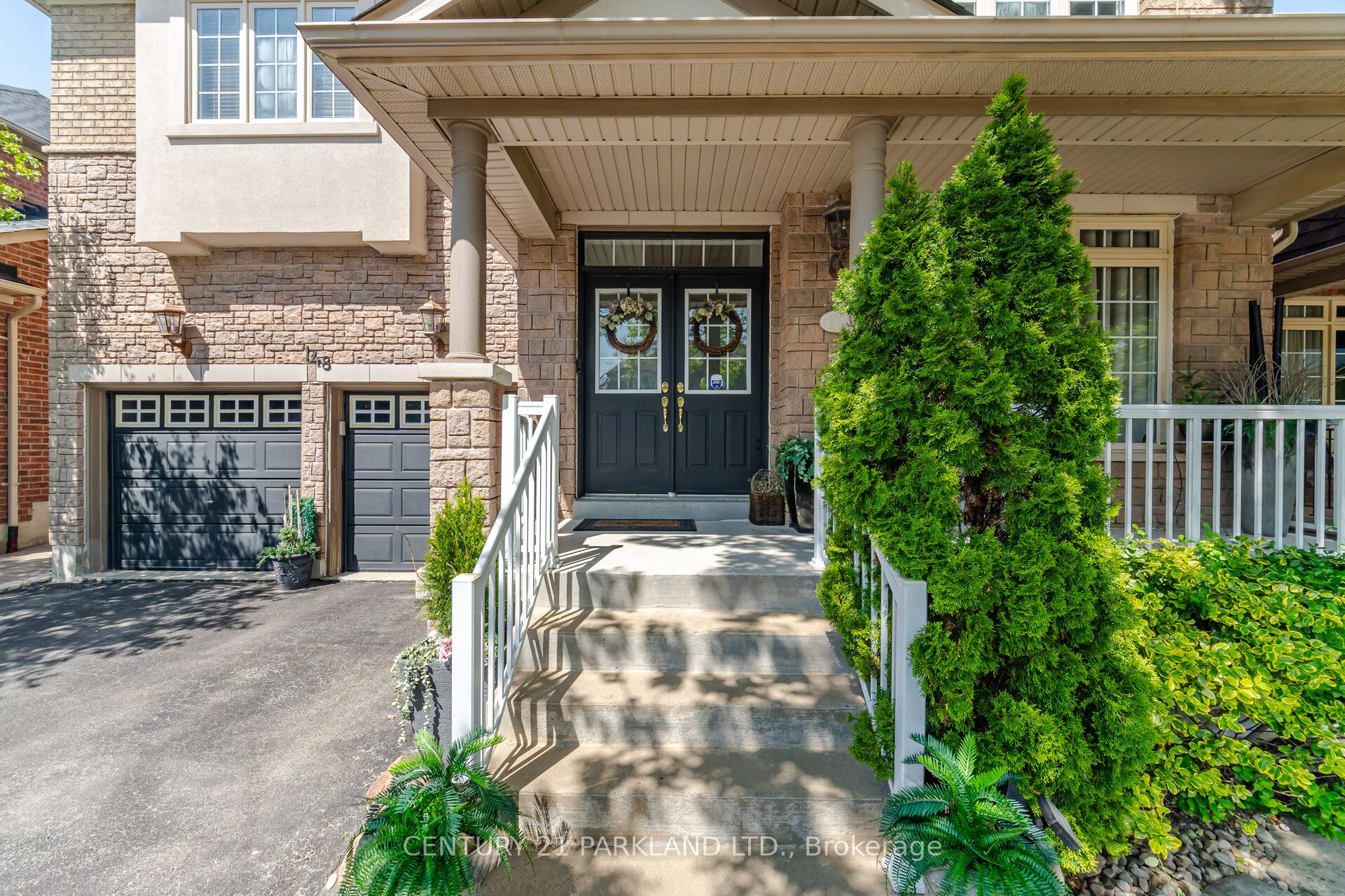 148 Vellore Avenue, Vaughan, ON L4H 2W4 photo 2