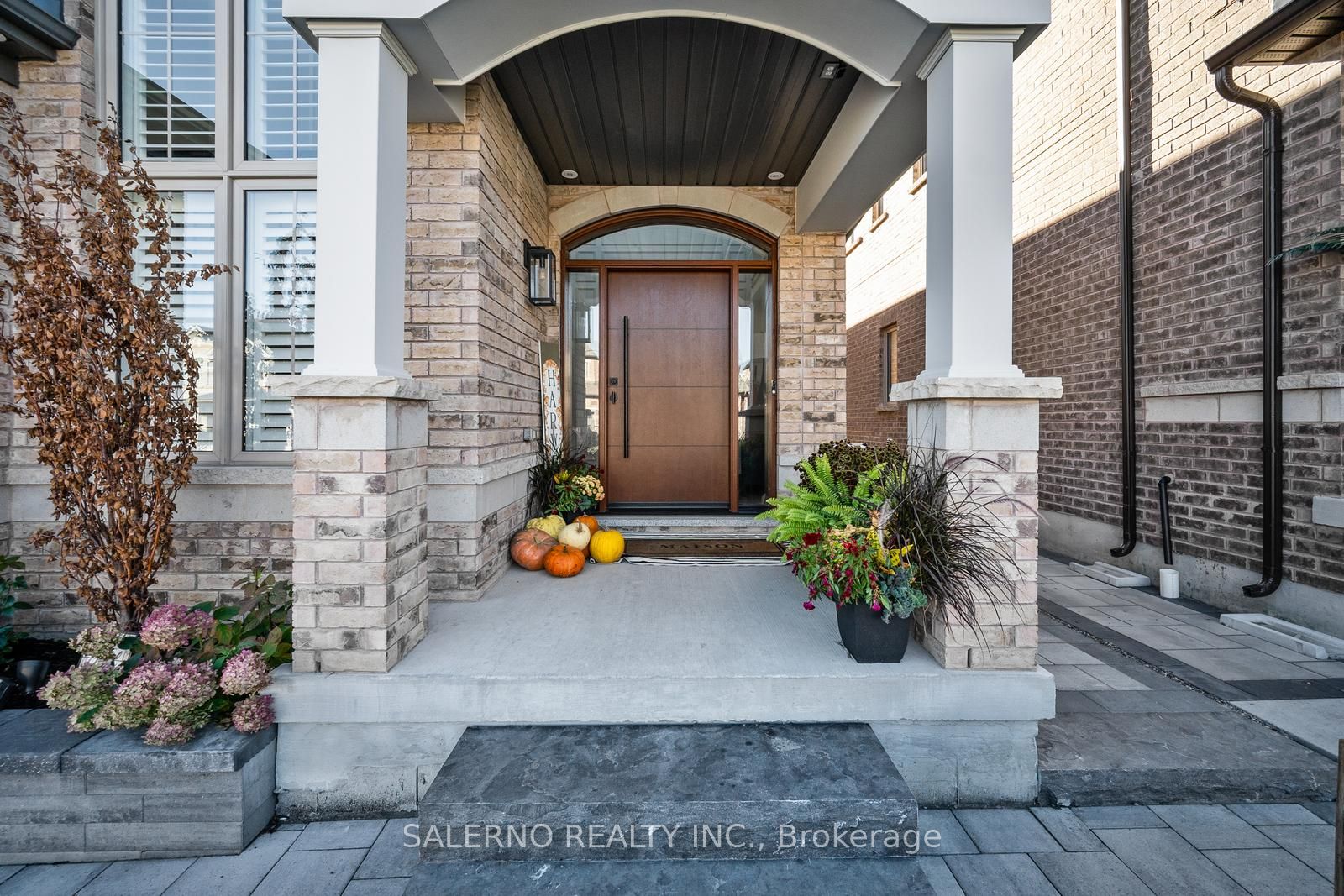 1315 Stevens Road, Innisfil, ON L9S 4W1 photo 5