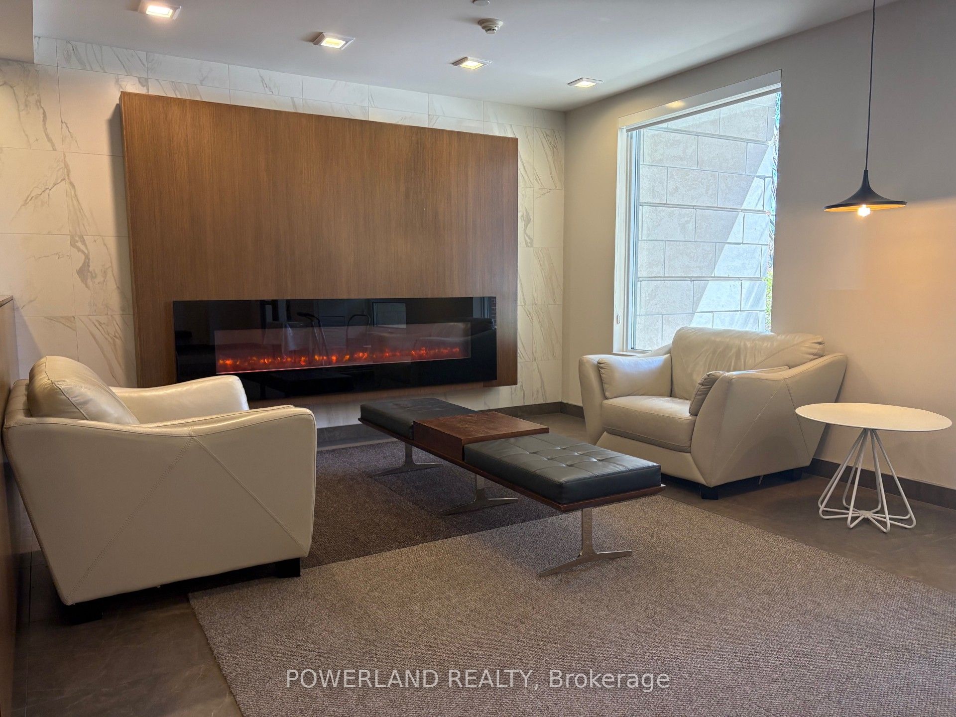 8228 Birchmount Road 616, Markham, ON L3R 1A6 photo 2