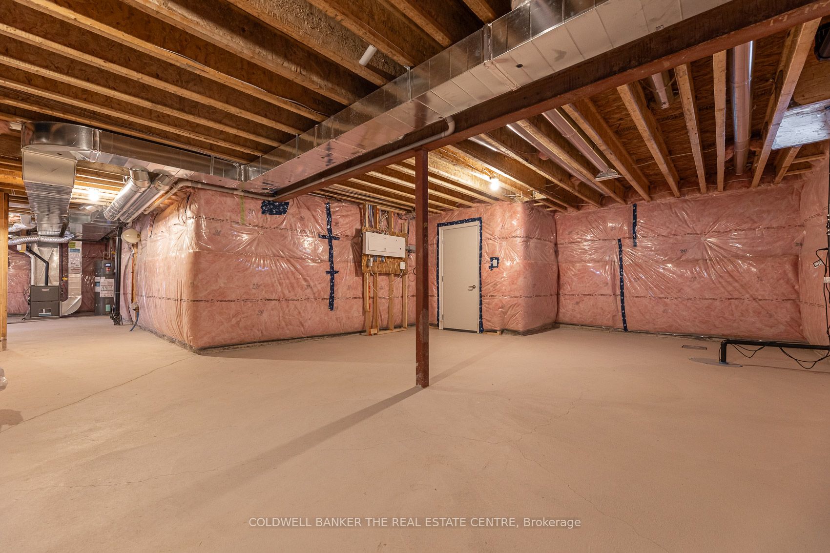 28 Bellflower Crescent, Adjala-Tosorontio, ON L0G 1W0 photo 3
